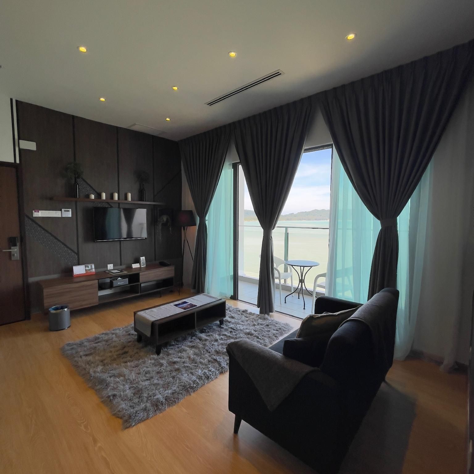 Regal Suite