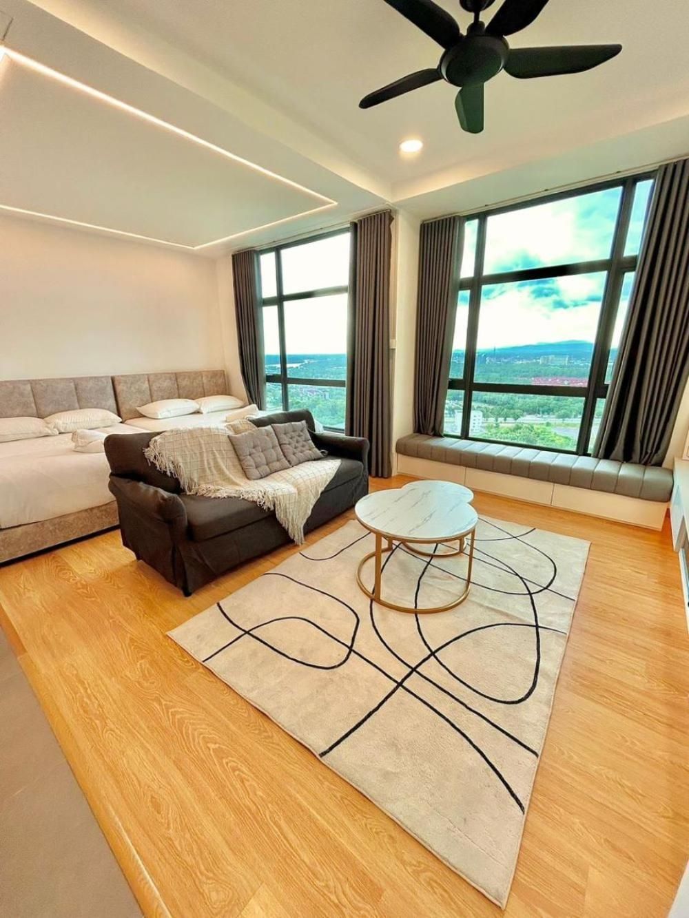 Superior Apartment with City View