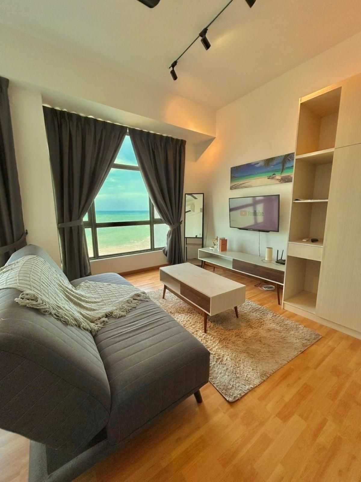 Studio Apartment with Sea View