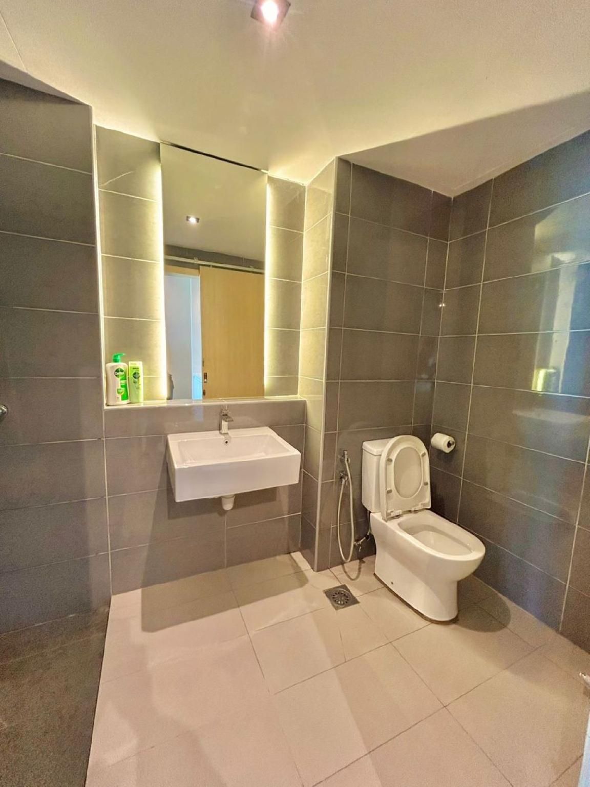 Imperium Residence Kuantan Sea View Sea View Studio with Double Bed 2