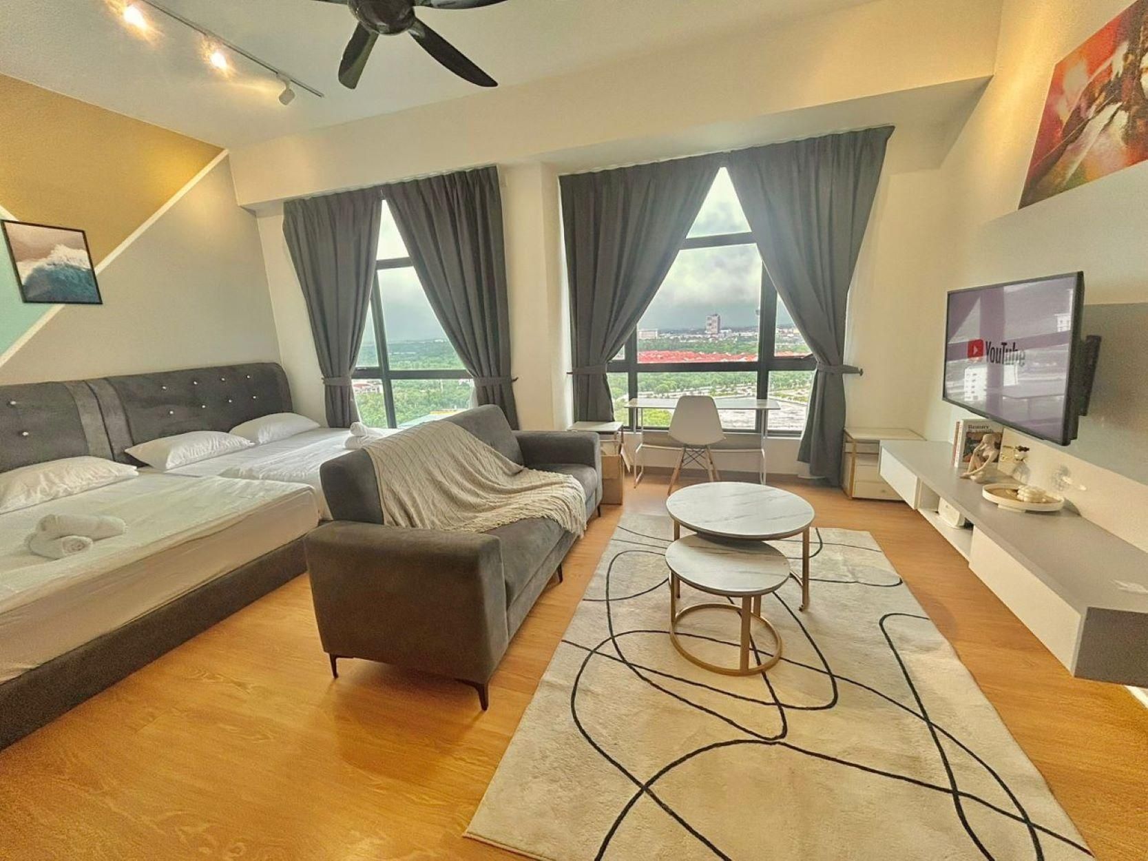City View - Accessible - 2 Queen Beds Suite