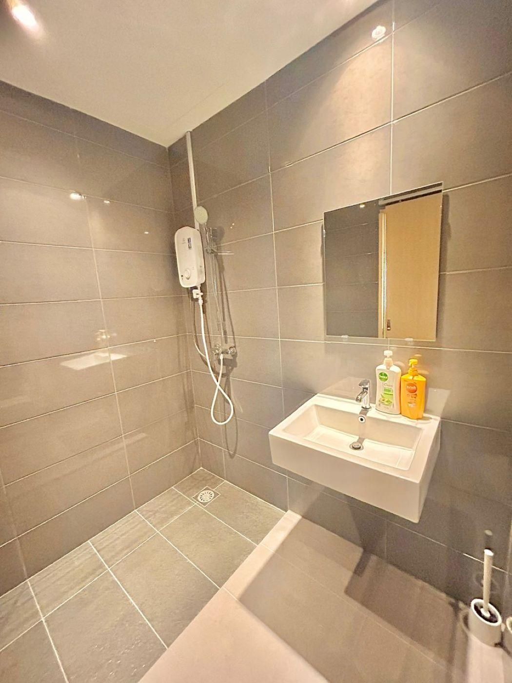 Sea View Suite 101 with Balcony