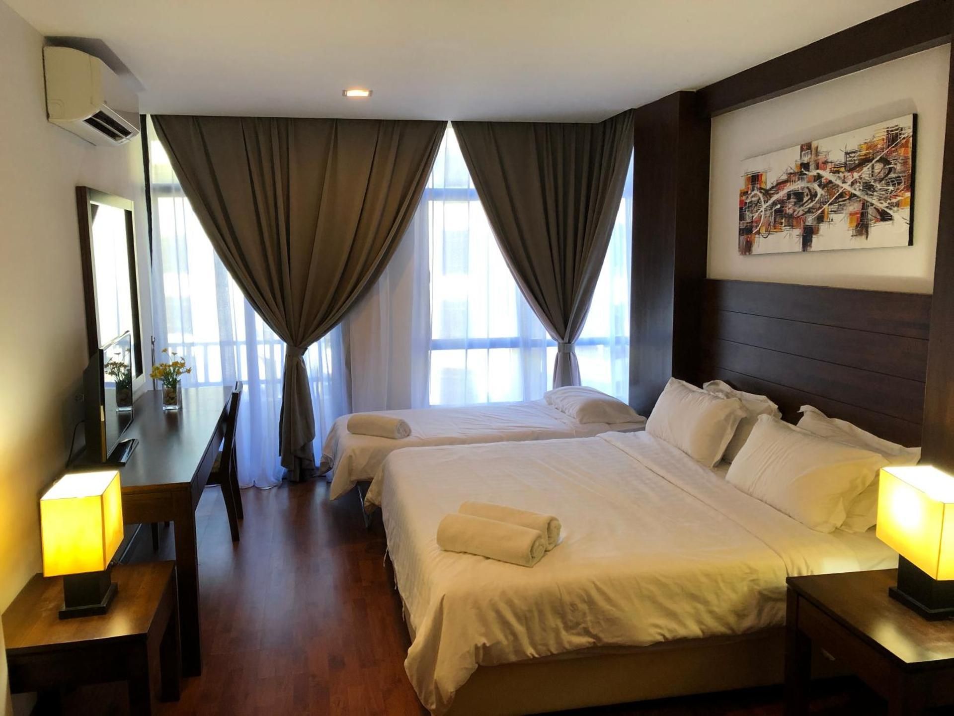 Apartment with Balcony
