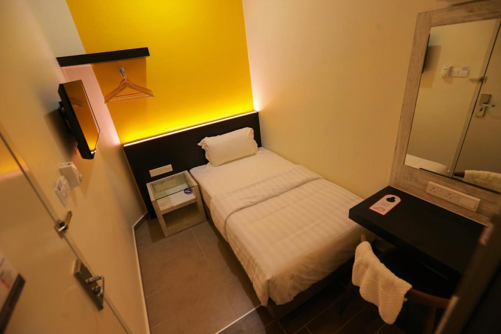 Deluxe Single Room