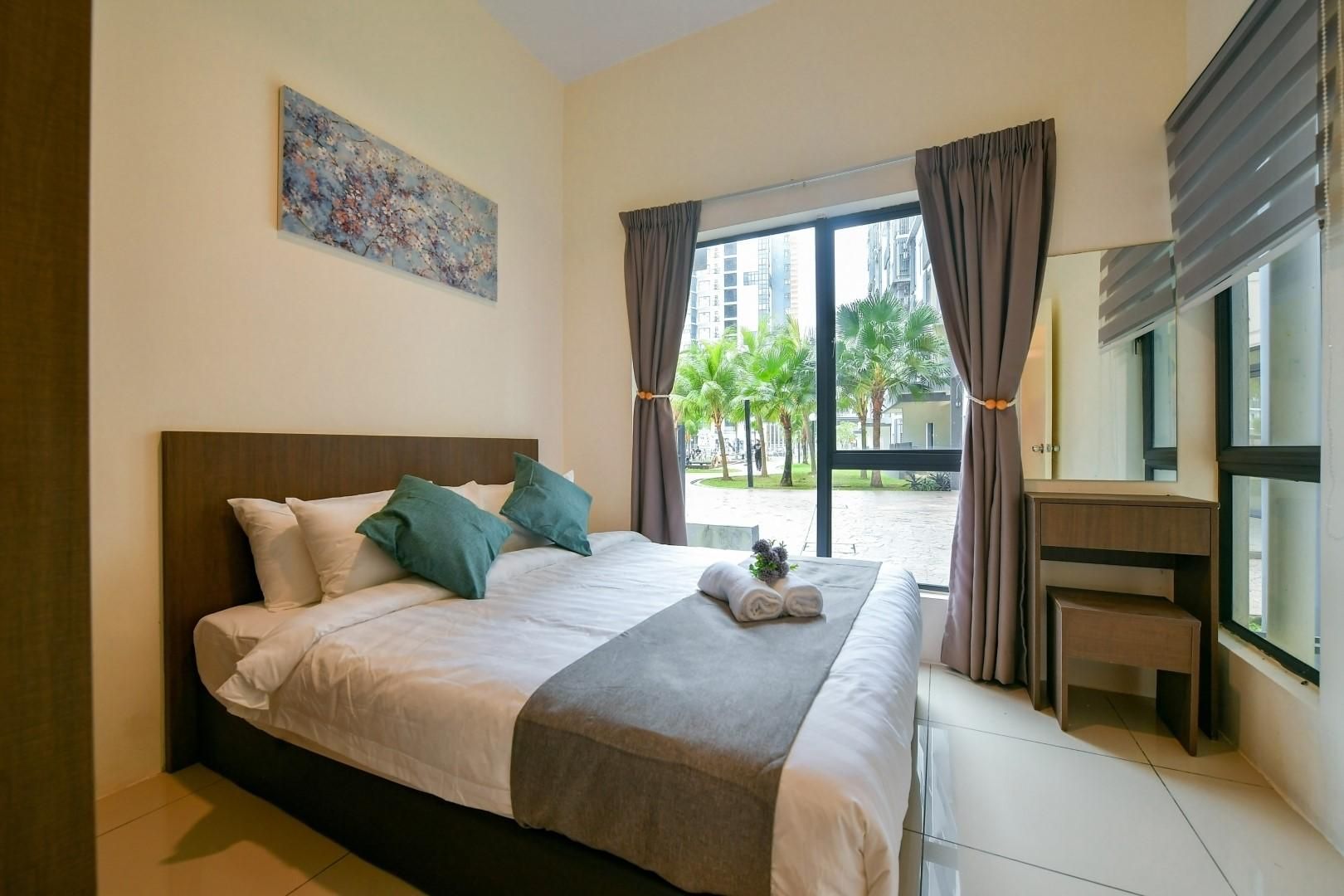 Ground Floor 2-Bedroom Apartment