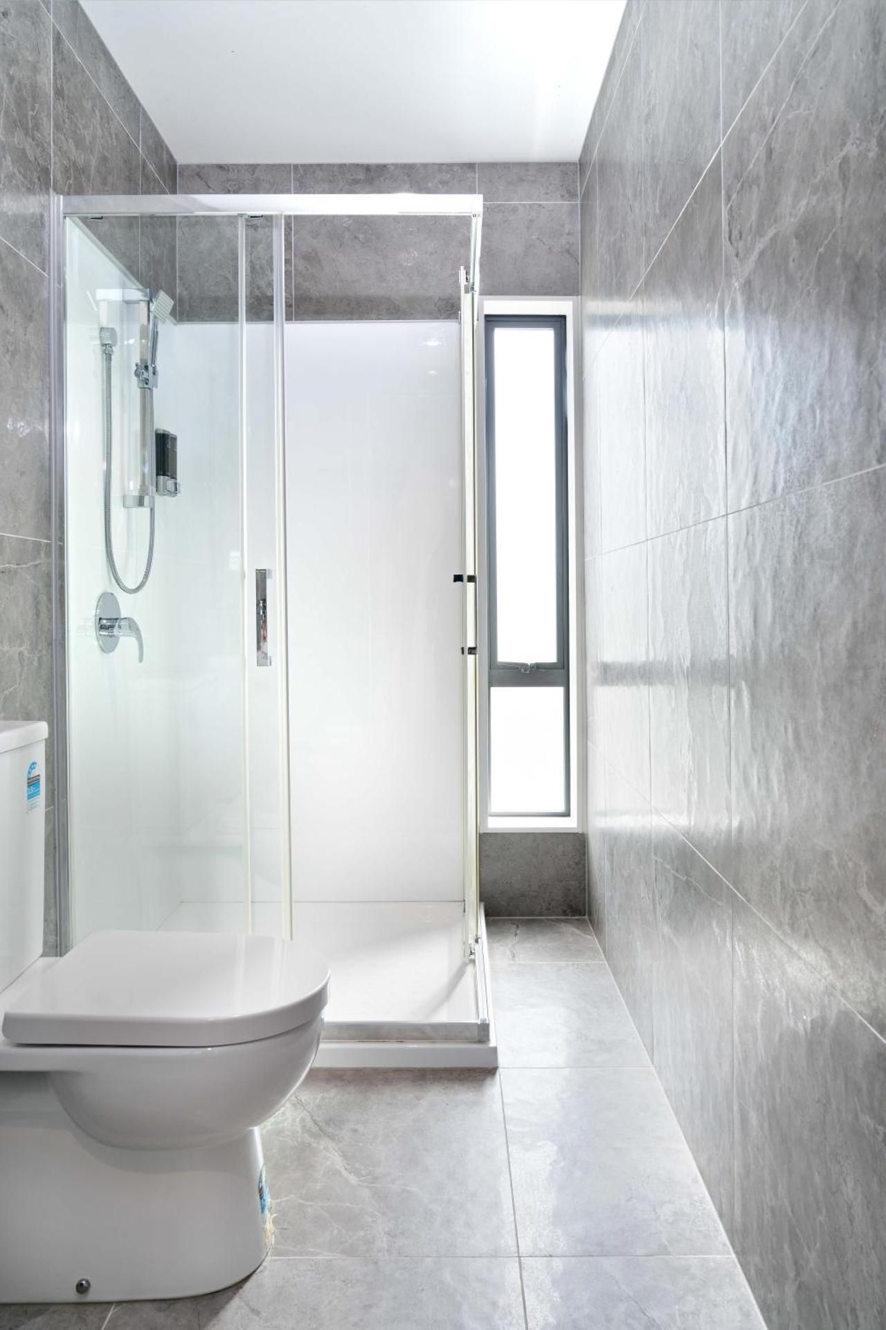 Twin Room with Shared Bathroom