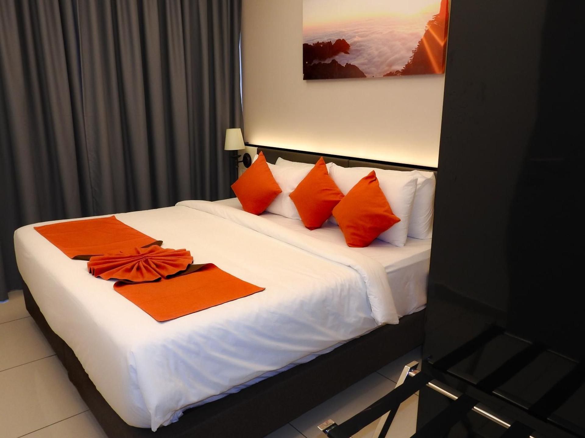 One Bedroom Suite - King