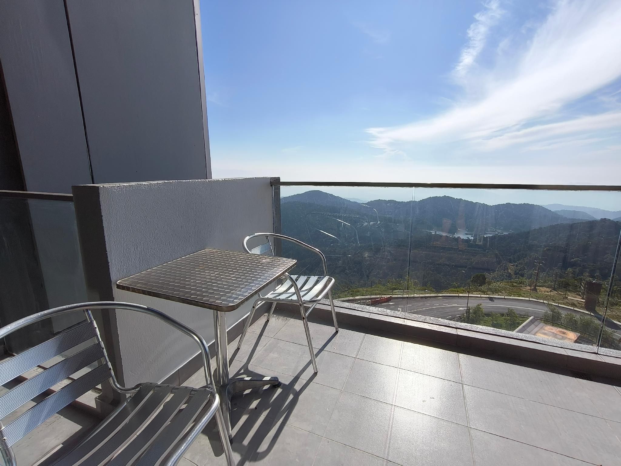 Three bedroom apartment in Tower 5