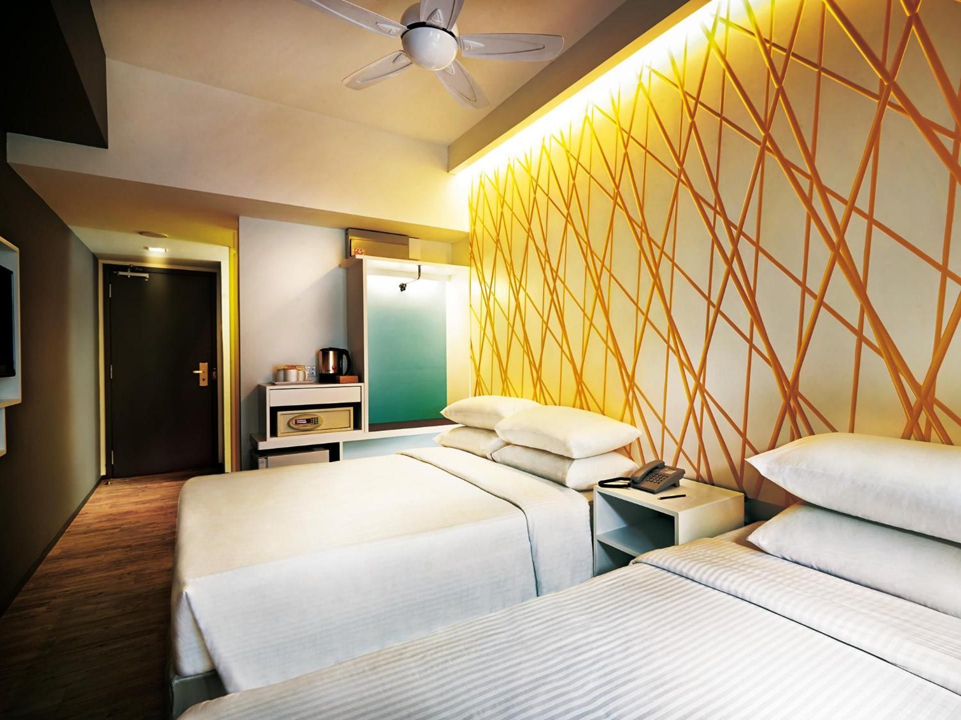 Genting SkyWorlds Theme Park Room Package at First World Hotel - Y5 Triple Room (2 Standard x Genting SkyWorlds Theme Park ticket 1-day unlimited entry)