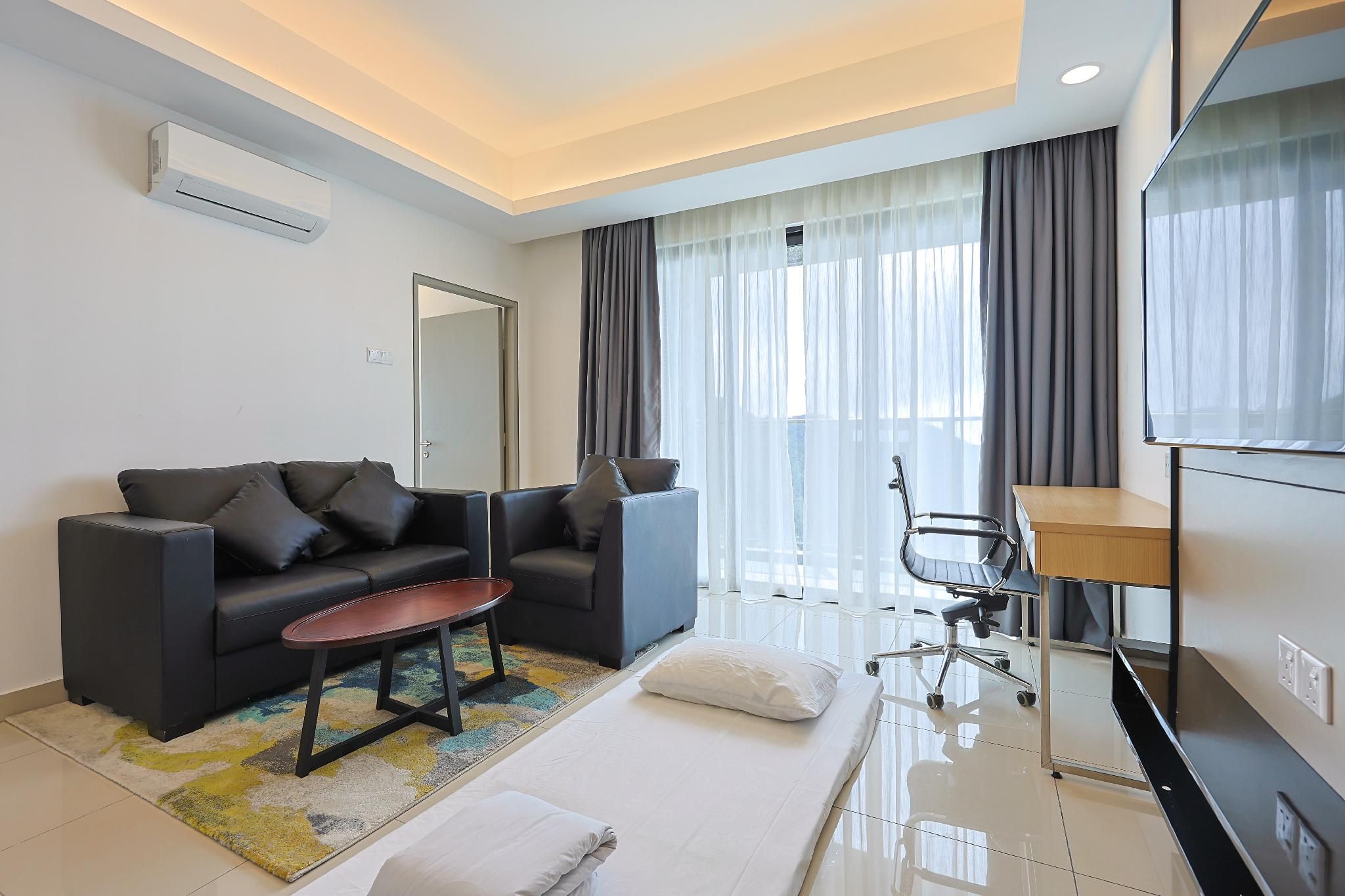 One Bedroom Apartment - 2 Adult with 2 Child