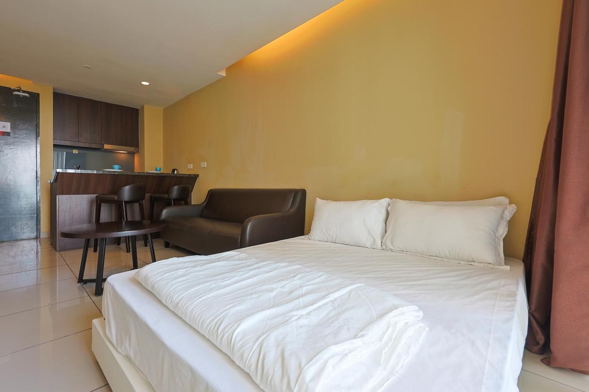 Junior Suite with Balcony