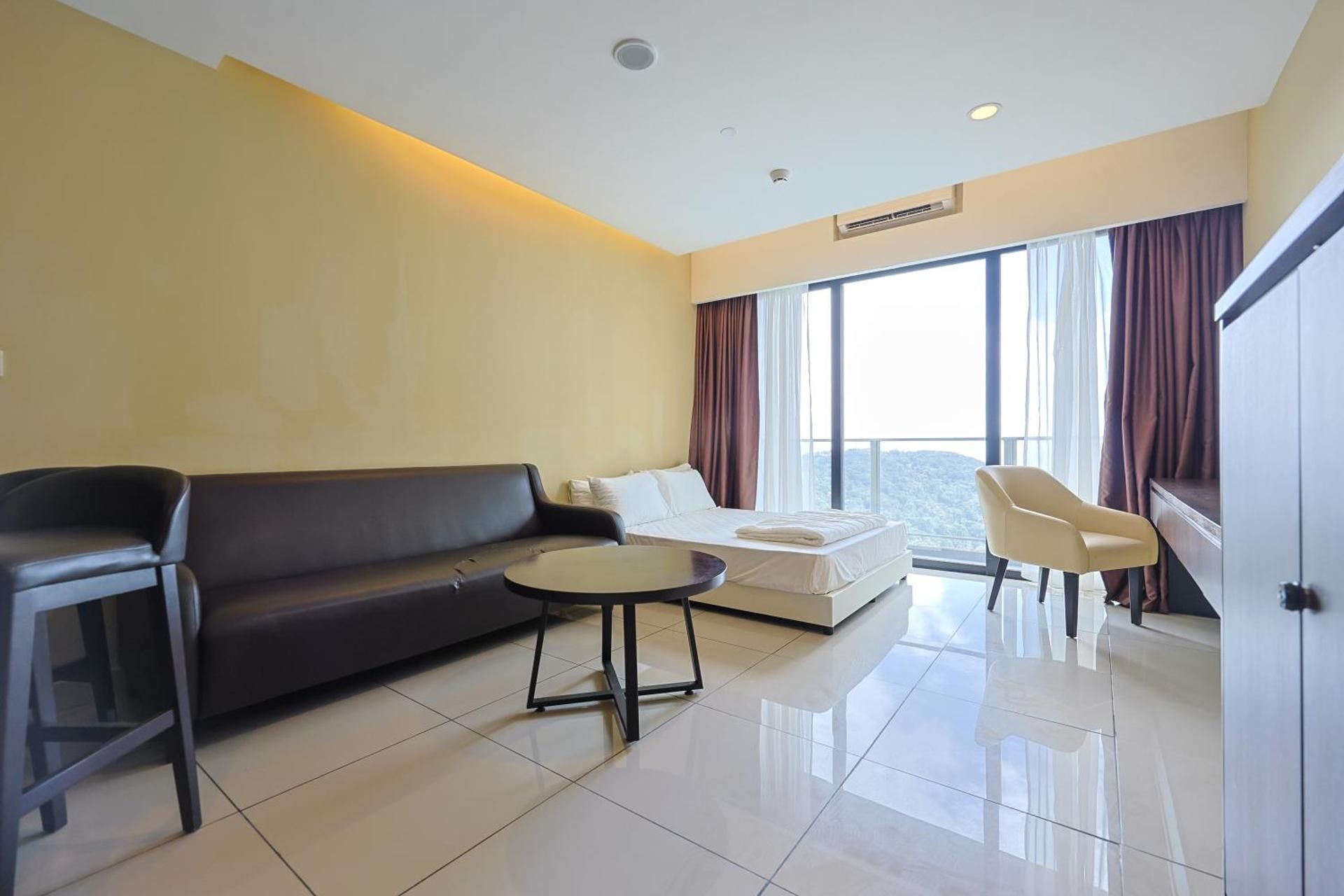 Junior Suite with Balcony