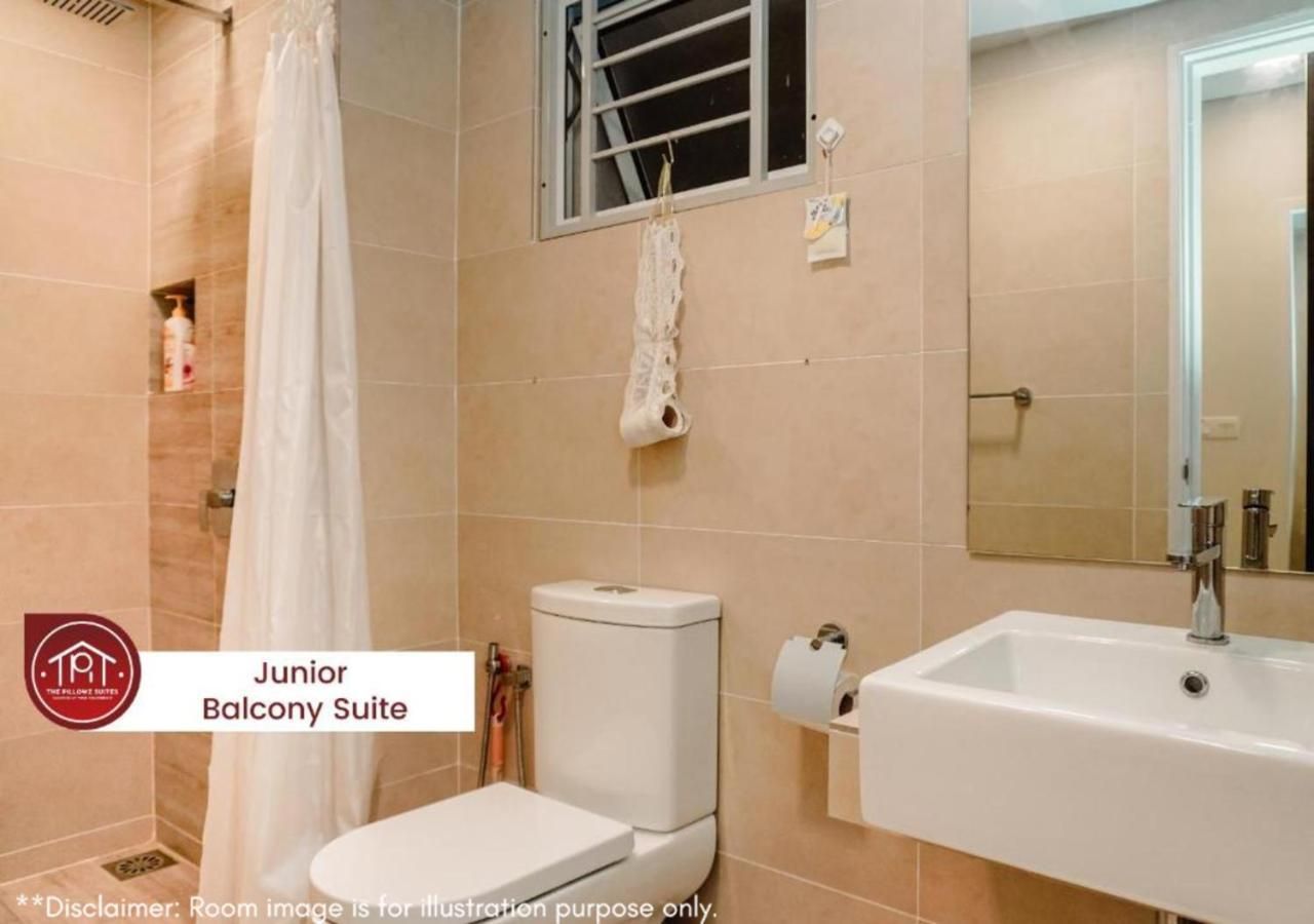 2-Bedroom Deluxe Family Suite with Balcony