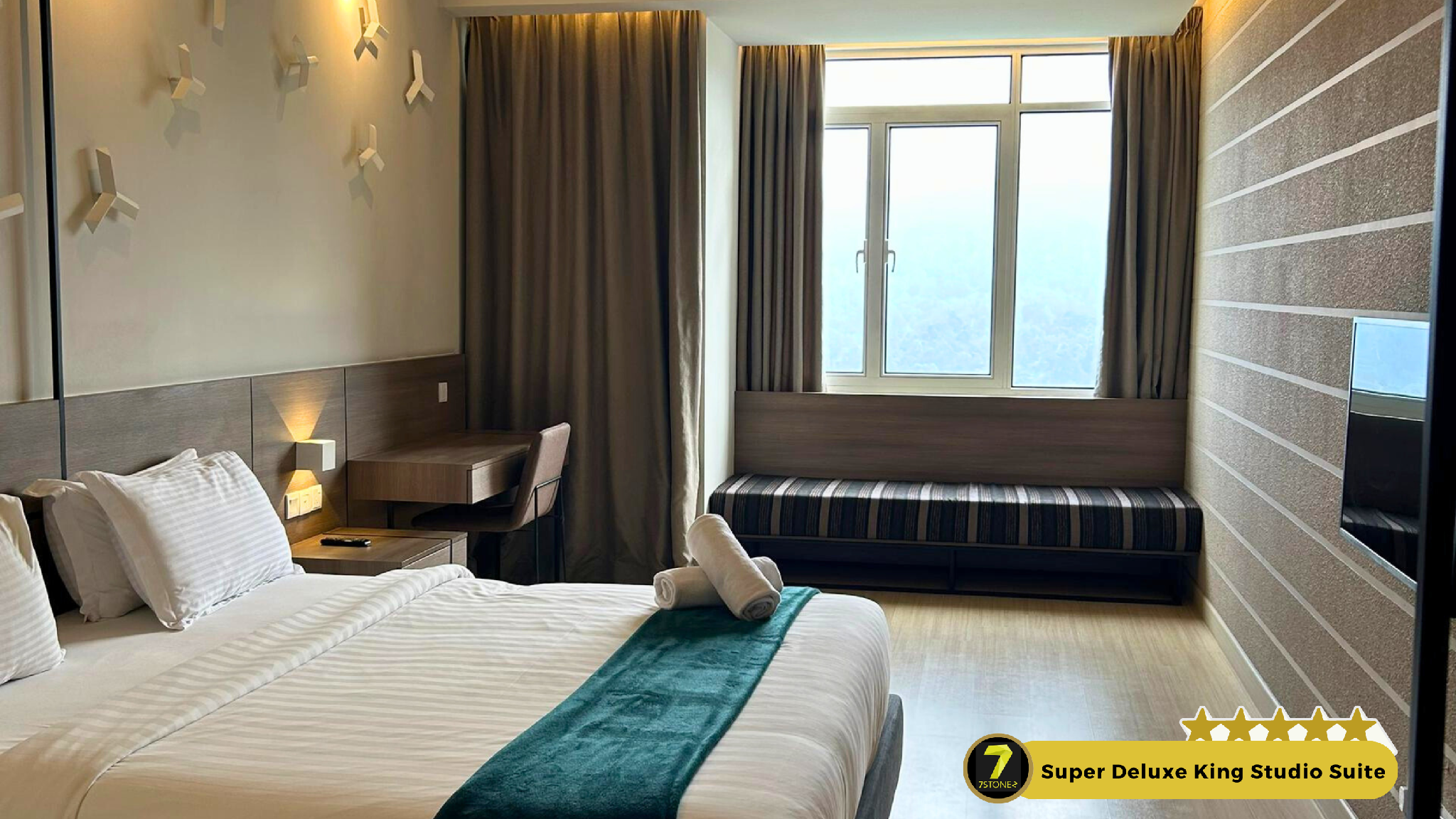 Super Deluxe King Studio Suite