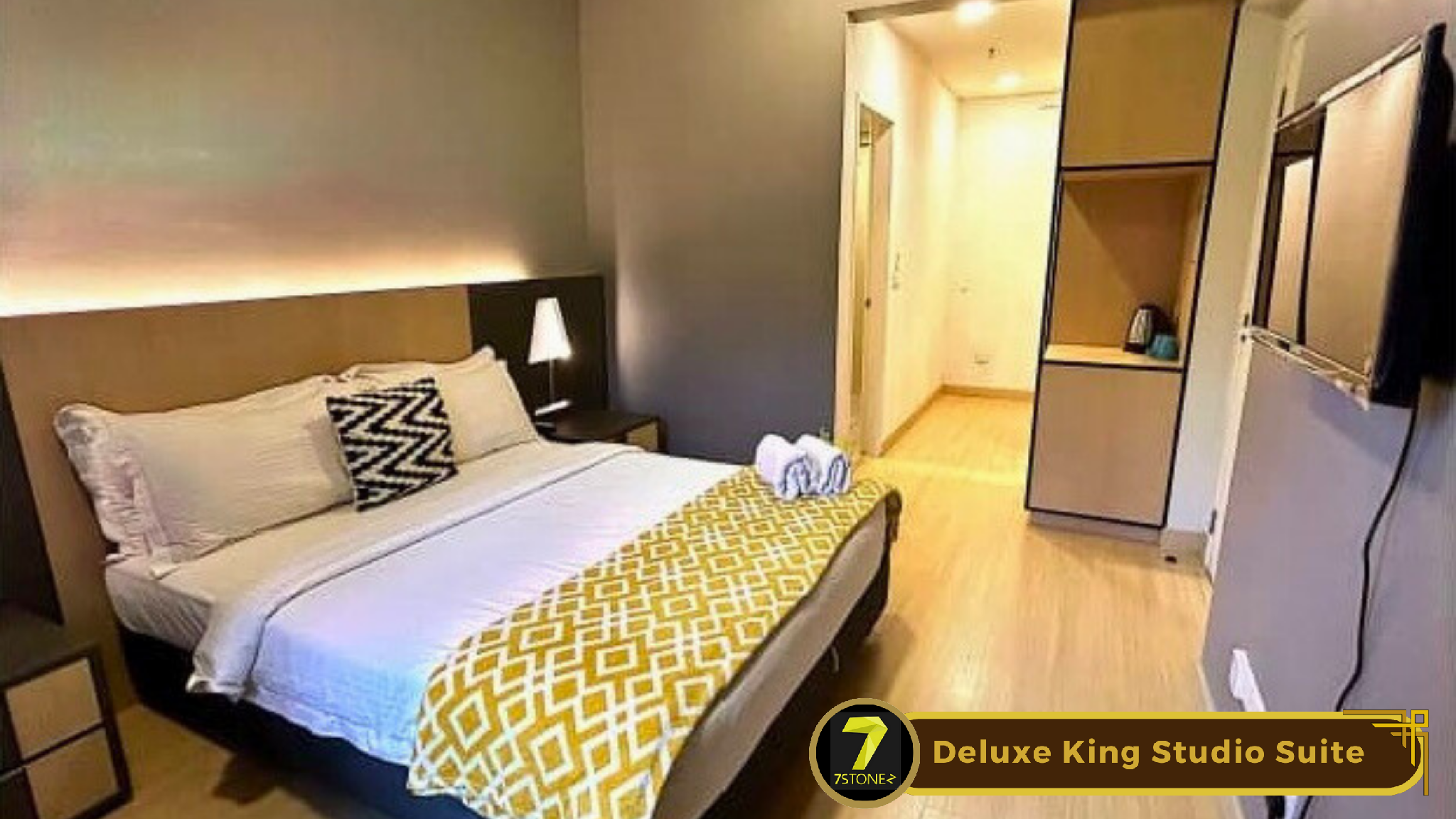 Deluxe Studio Suite King