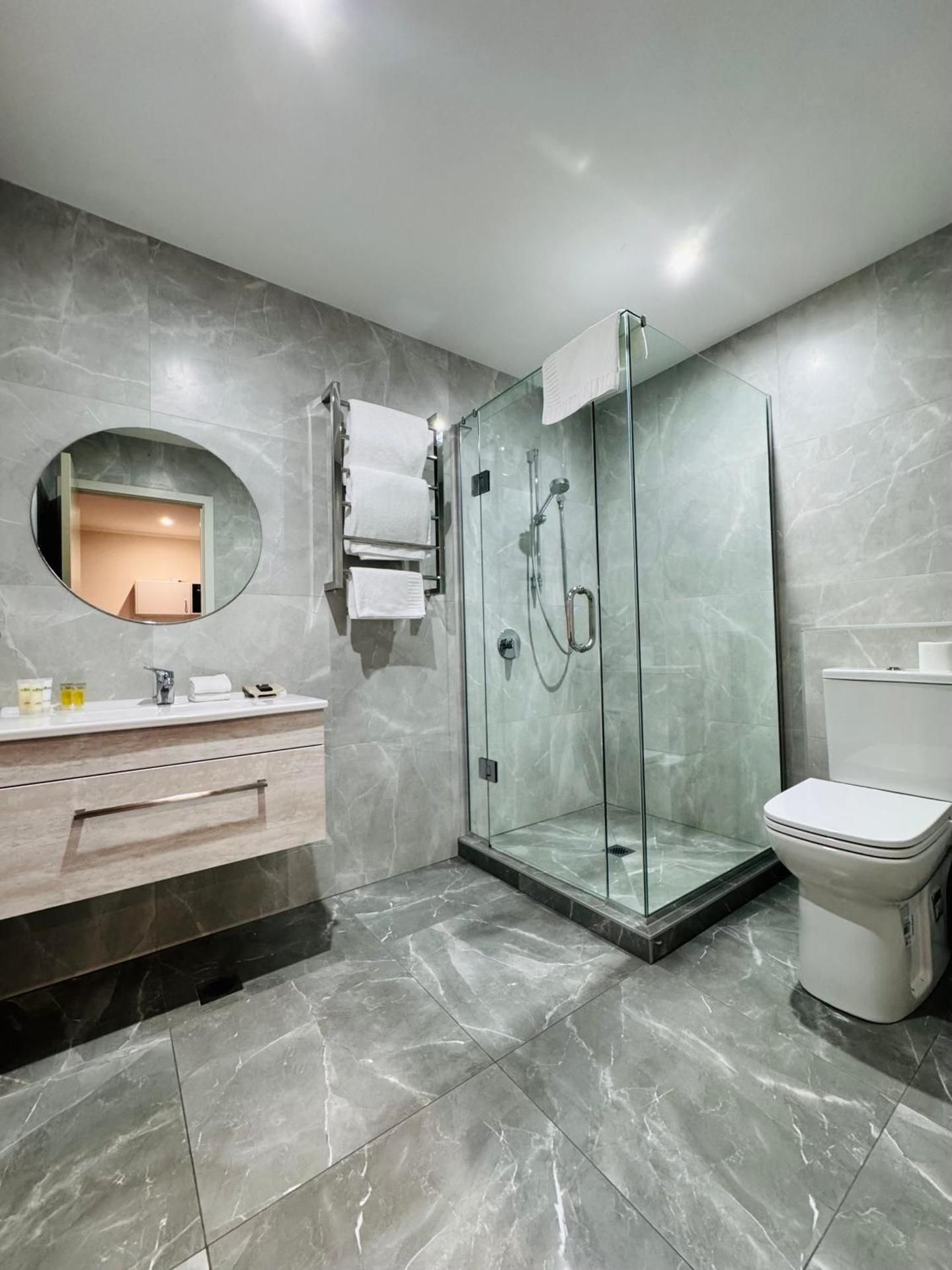 Bakers Lodge Superior Double or Twin Room 2