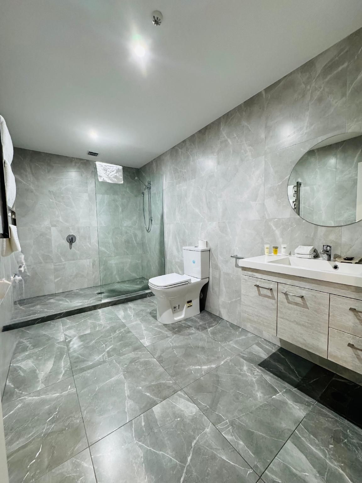 Family Room for 5 People