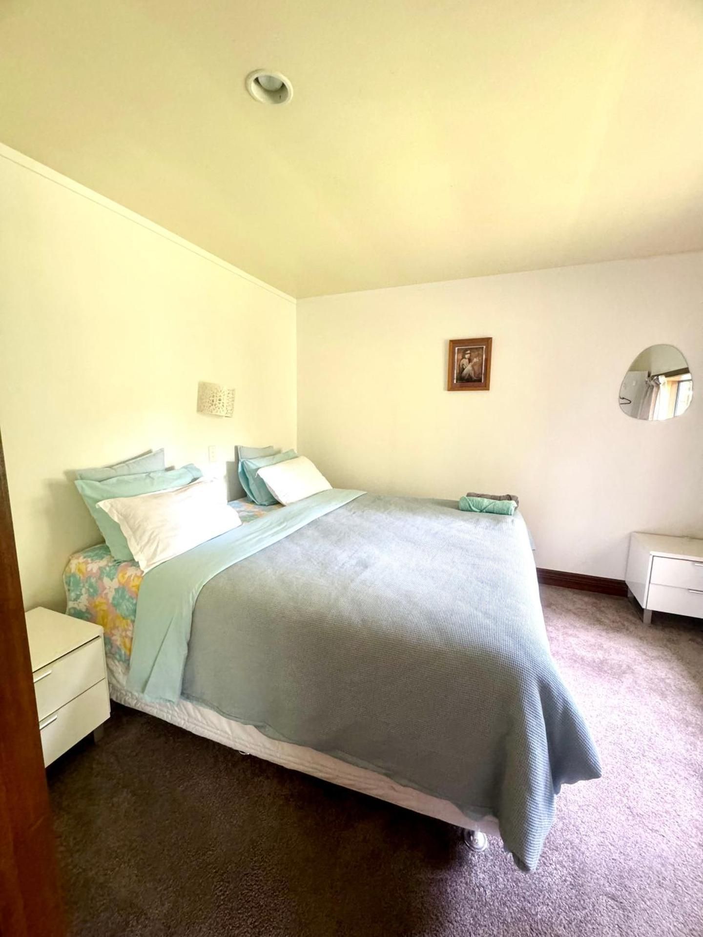 Triple Room with Shared Toilet