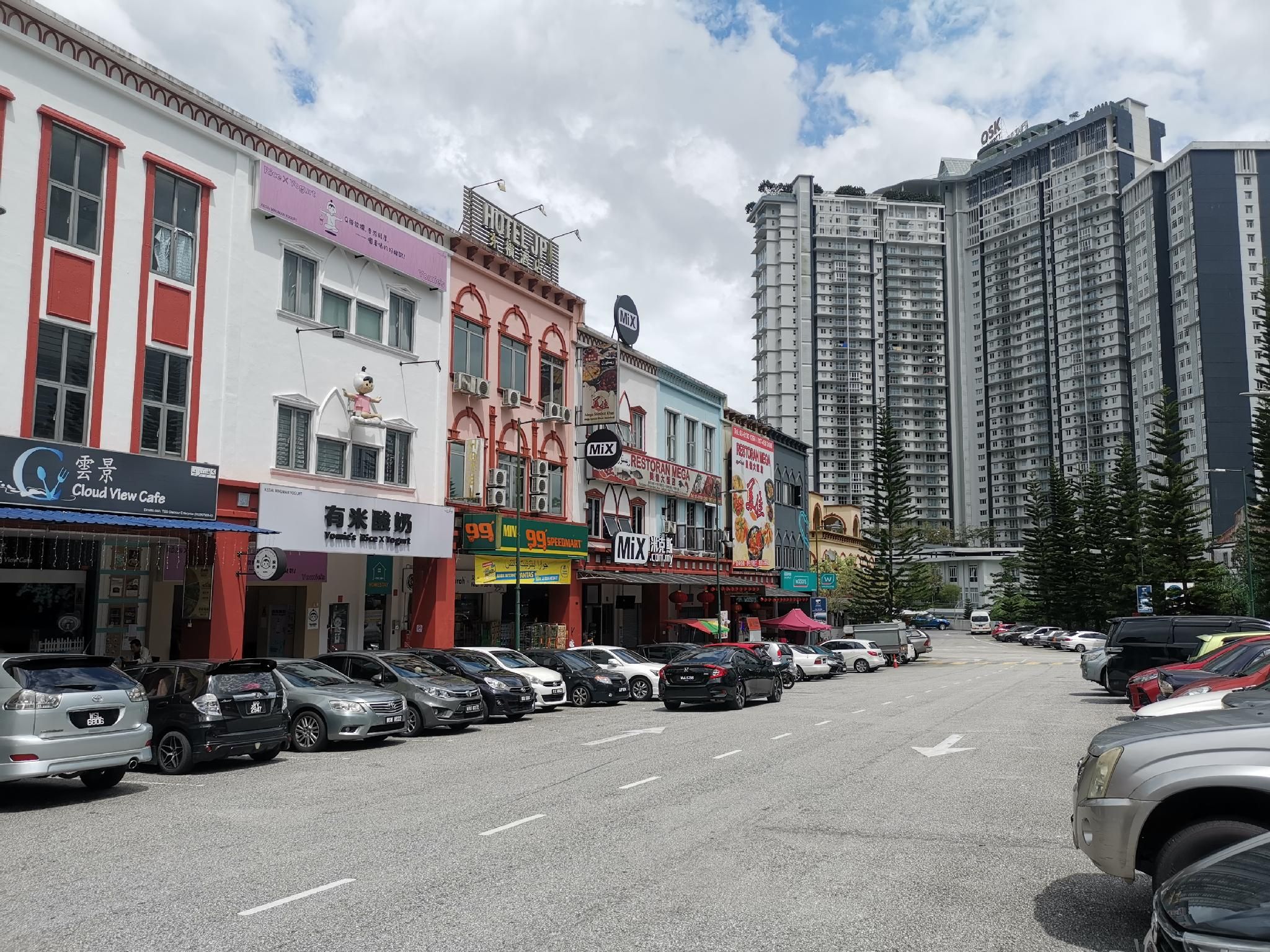 THE 99 HOMESTAY (BUDGET HOTEL)