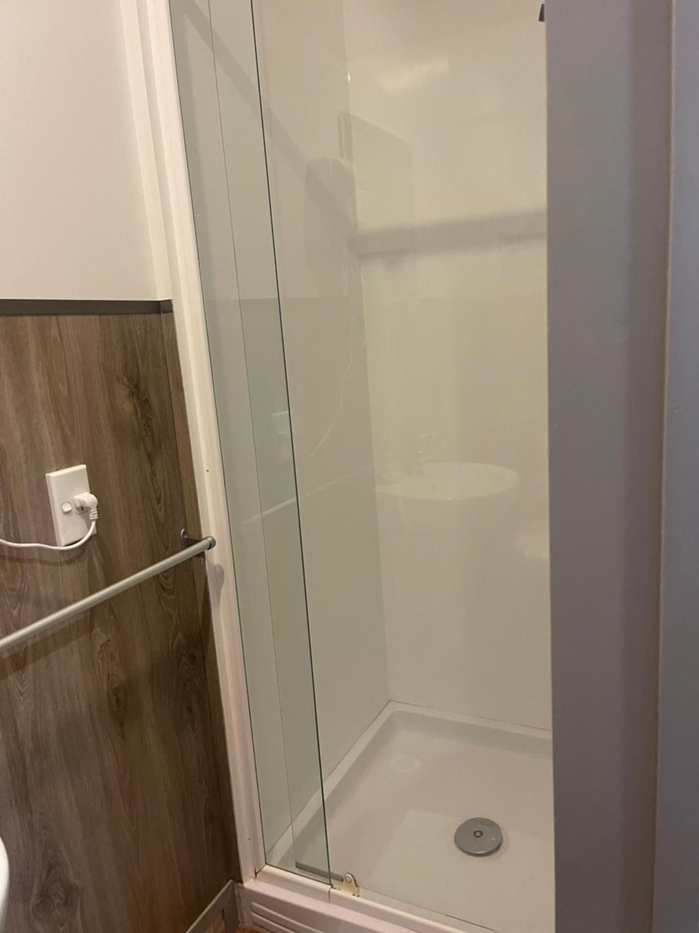 Single Room With Private Bathroom