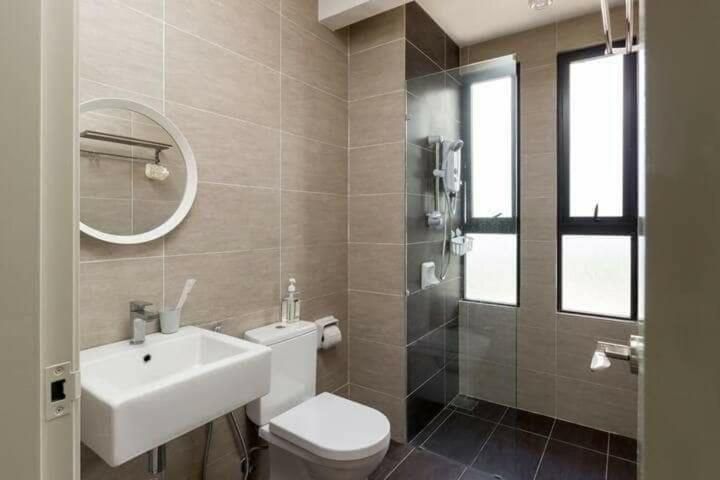 Studio Apartment with Balcony