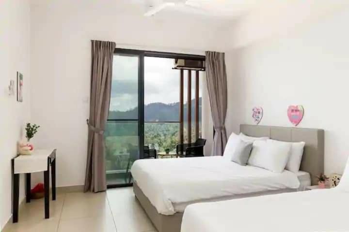 Studio Apartment with Balcony