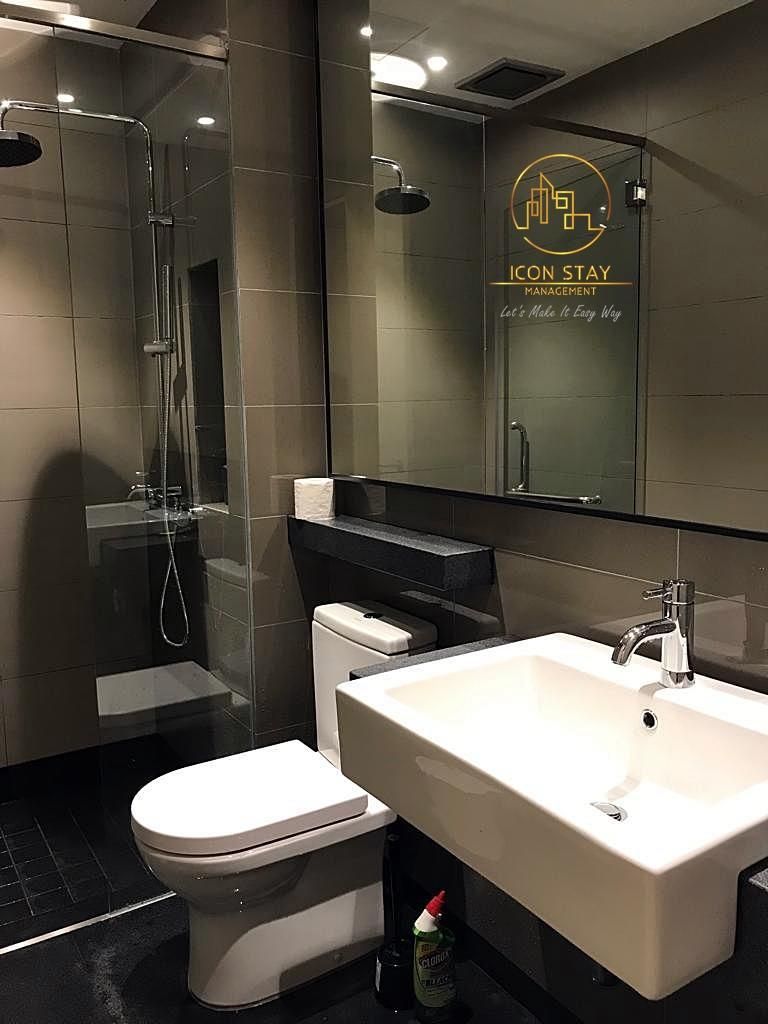 Deluxe Two Bedroom Apartment