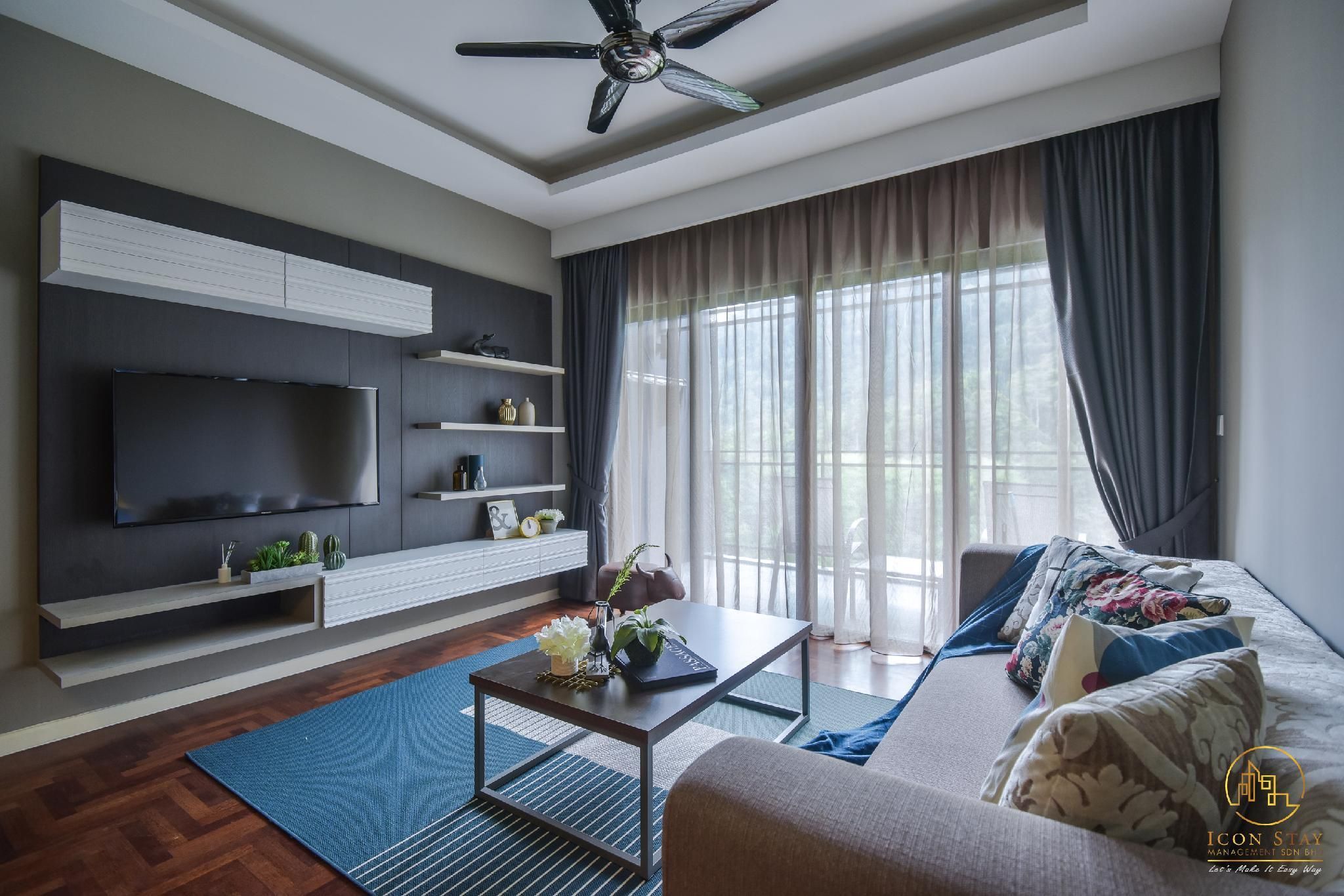 Deluxe Two Bedroom Apartment