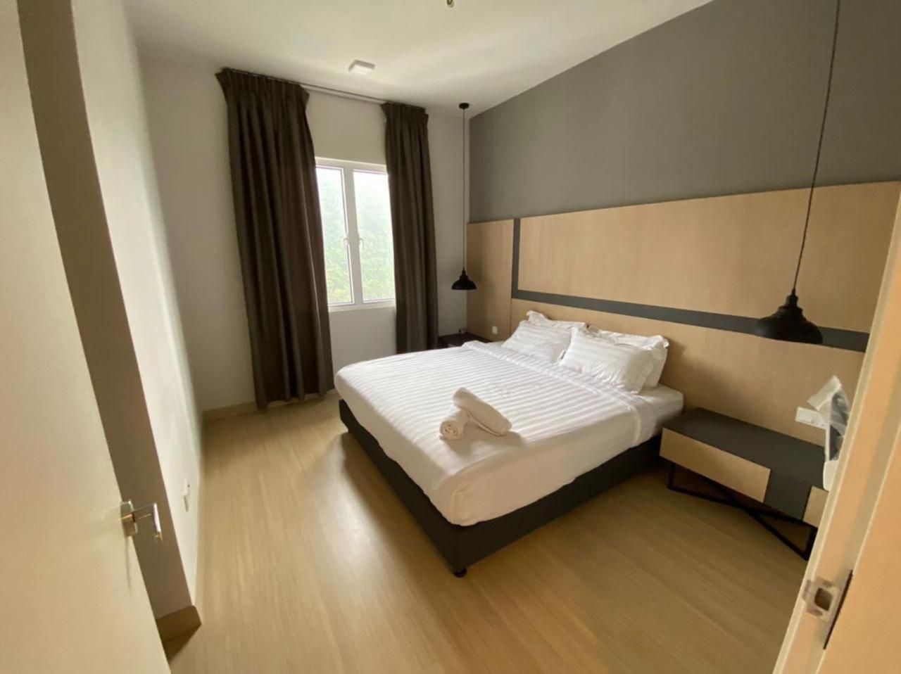 King Suite with Balcony