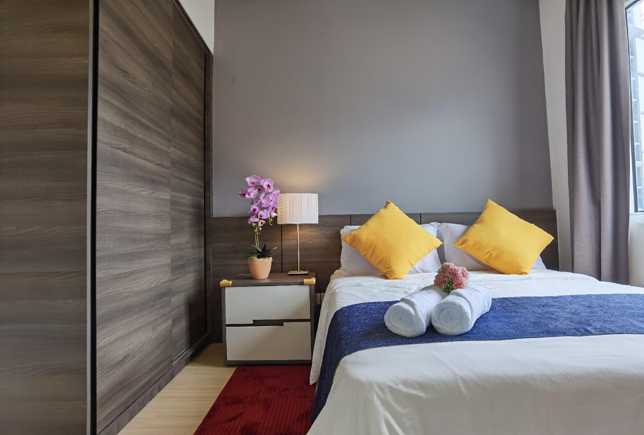 Superior Mountain View