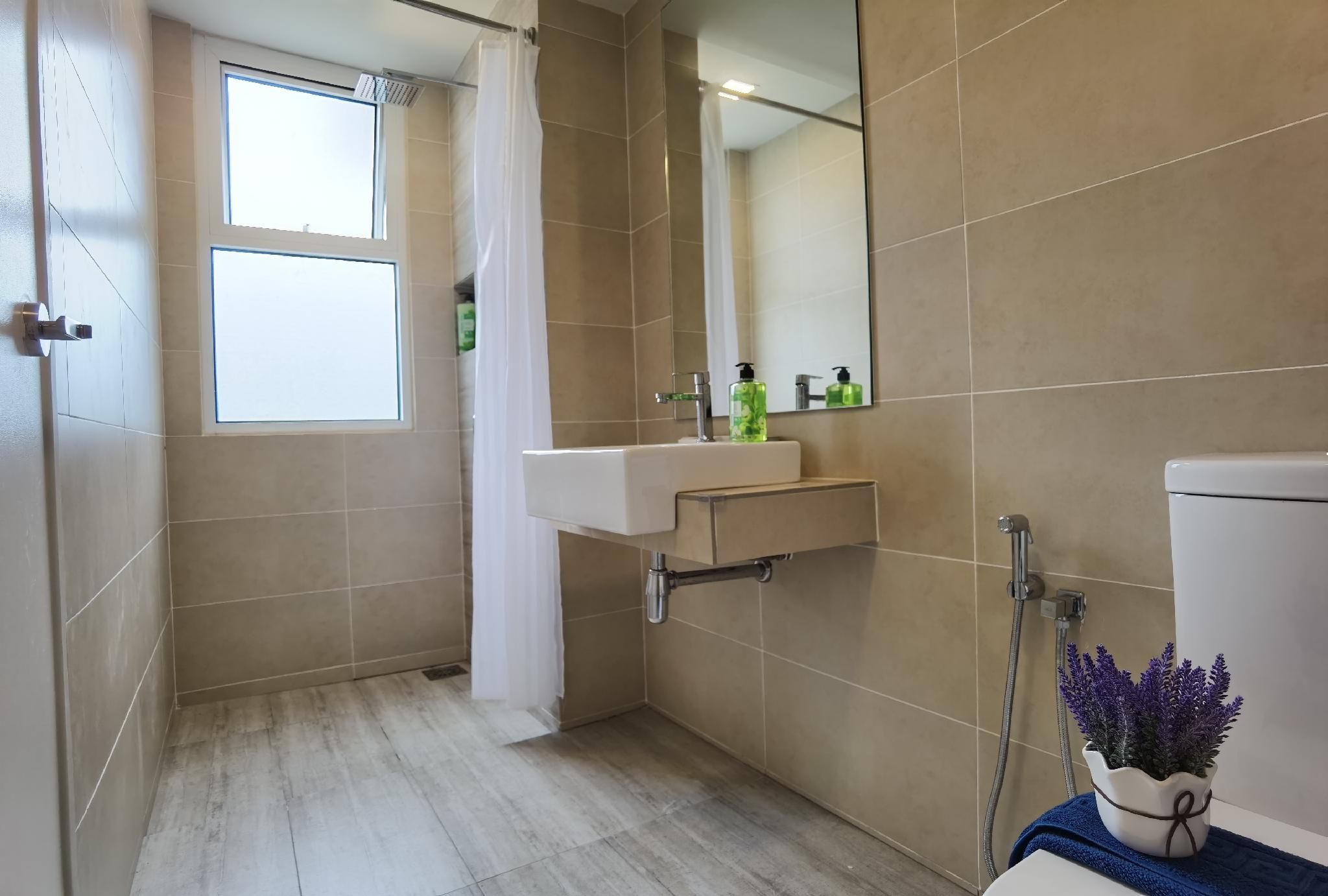 Superior Mountain View