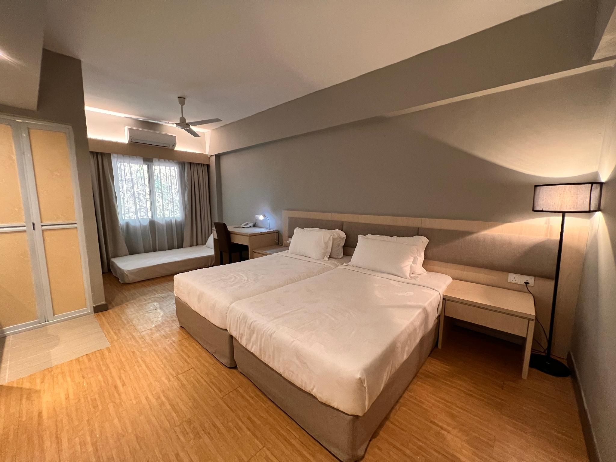 Standard - Non-Smoking