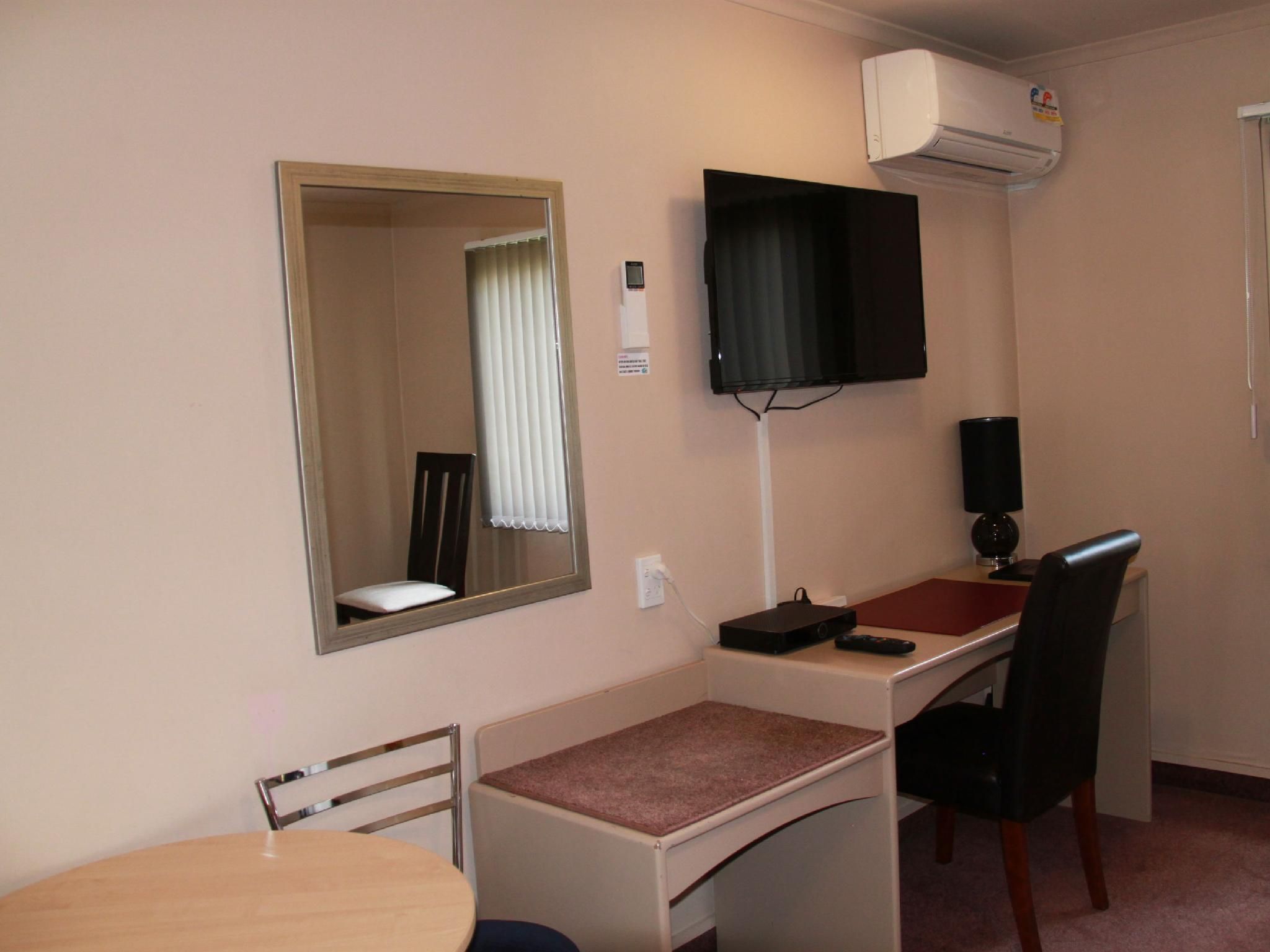 Executive Deluxe Studio