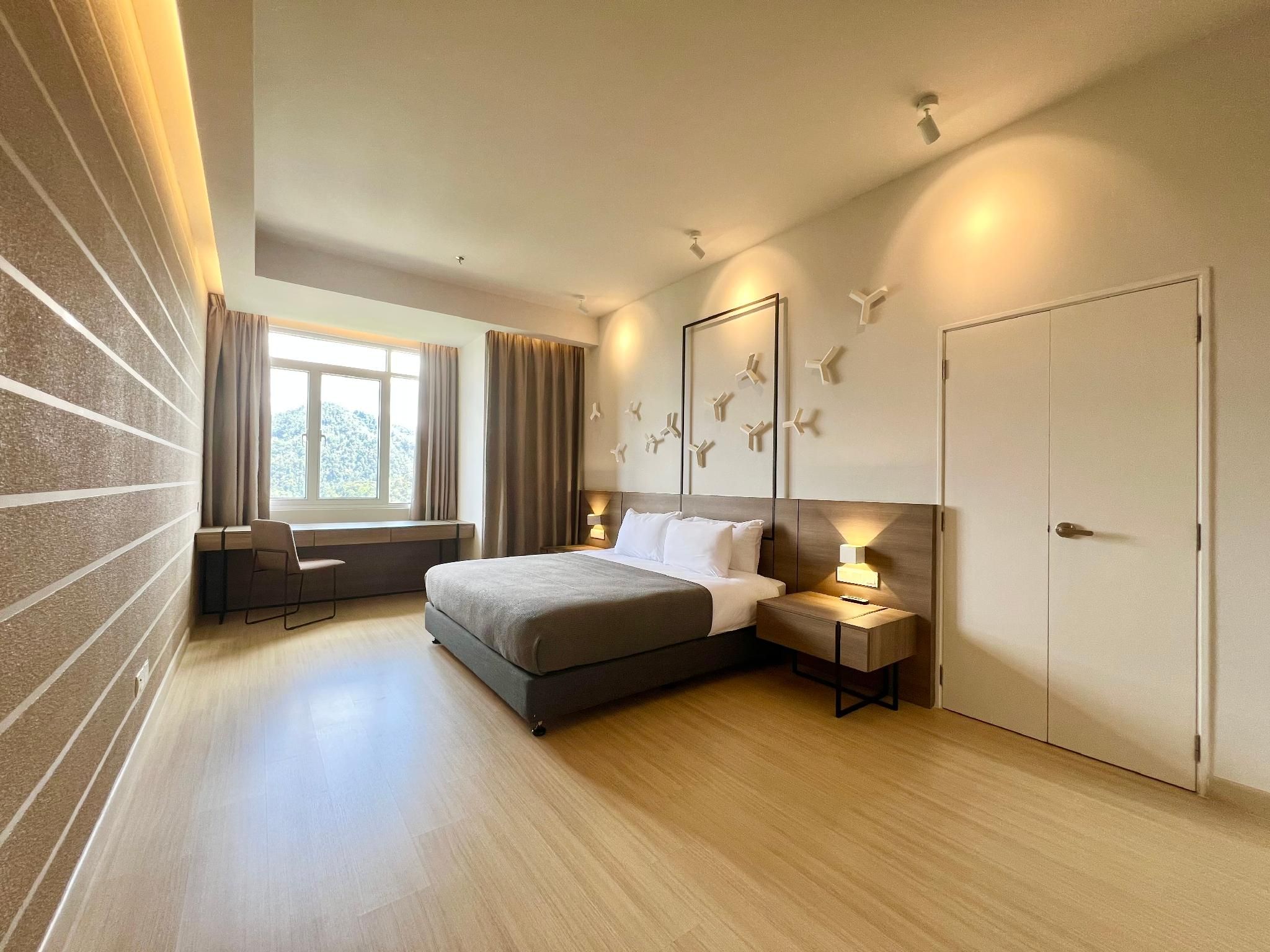 One Bedroom King Suite Room