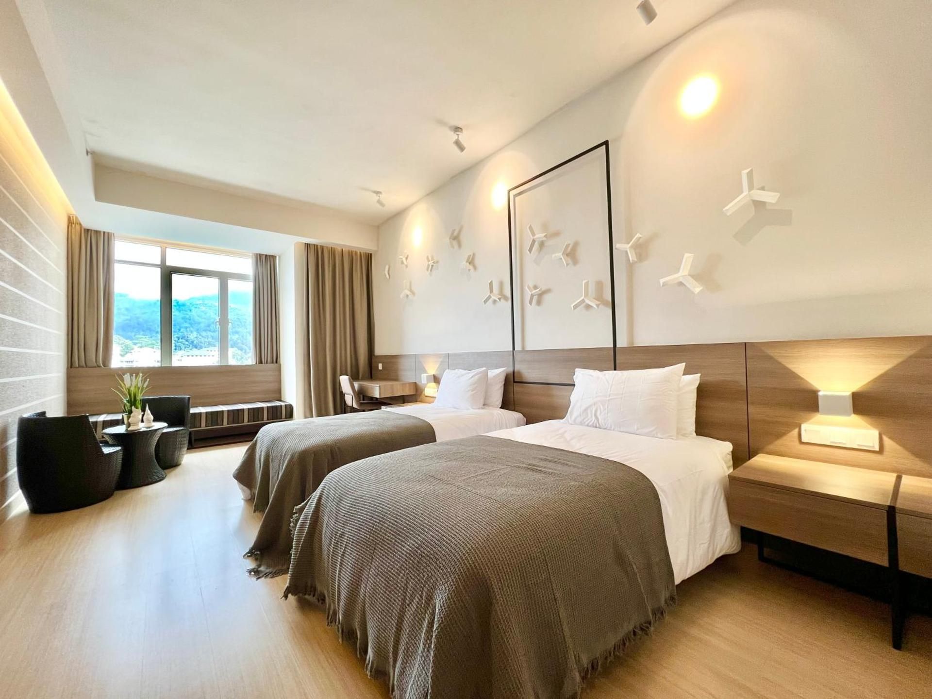 Deluxe Twin Room