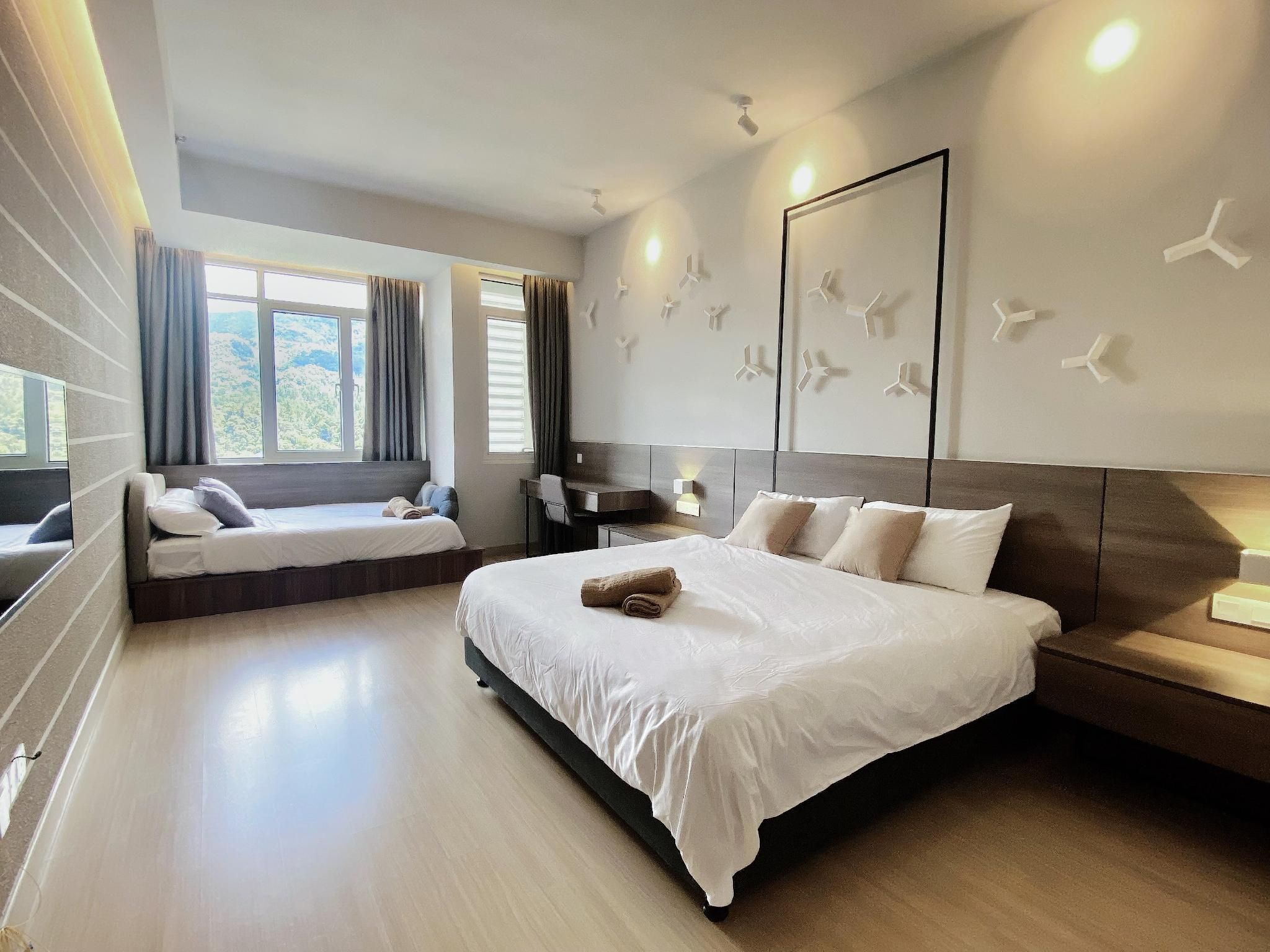 Deluxe Double Family Room