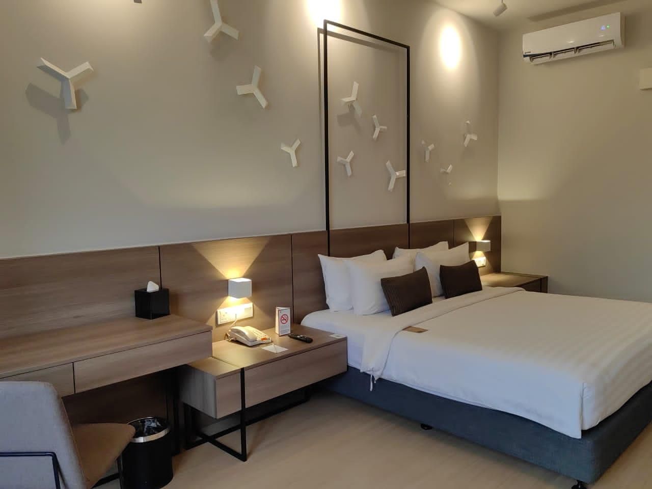 Windmill Upon Hills @ Rapi Suite Studio