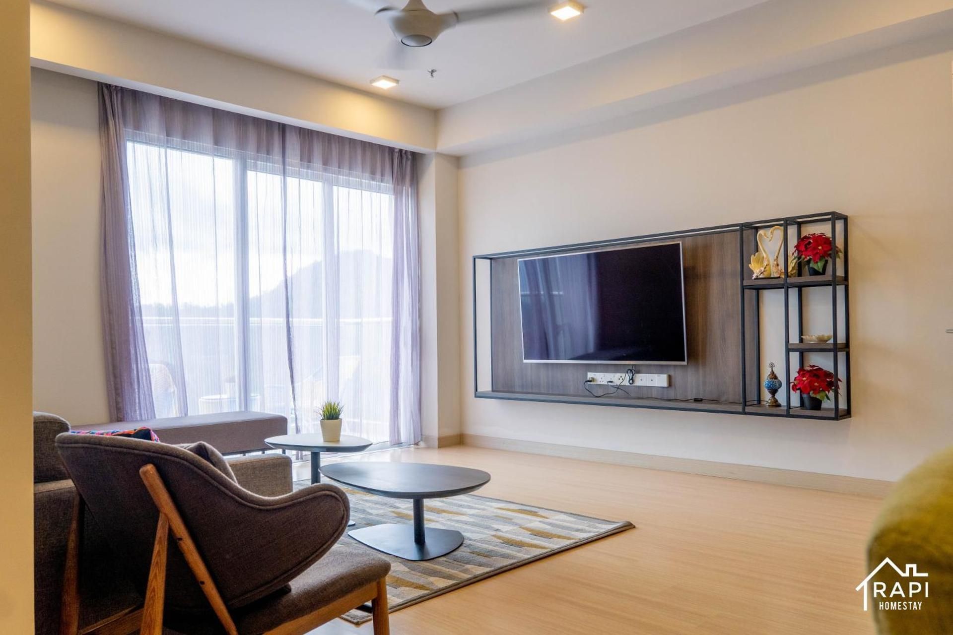 Four-Bedroom Penthouse Apartment