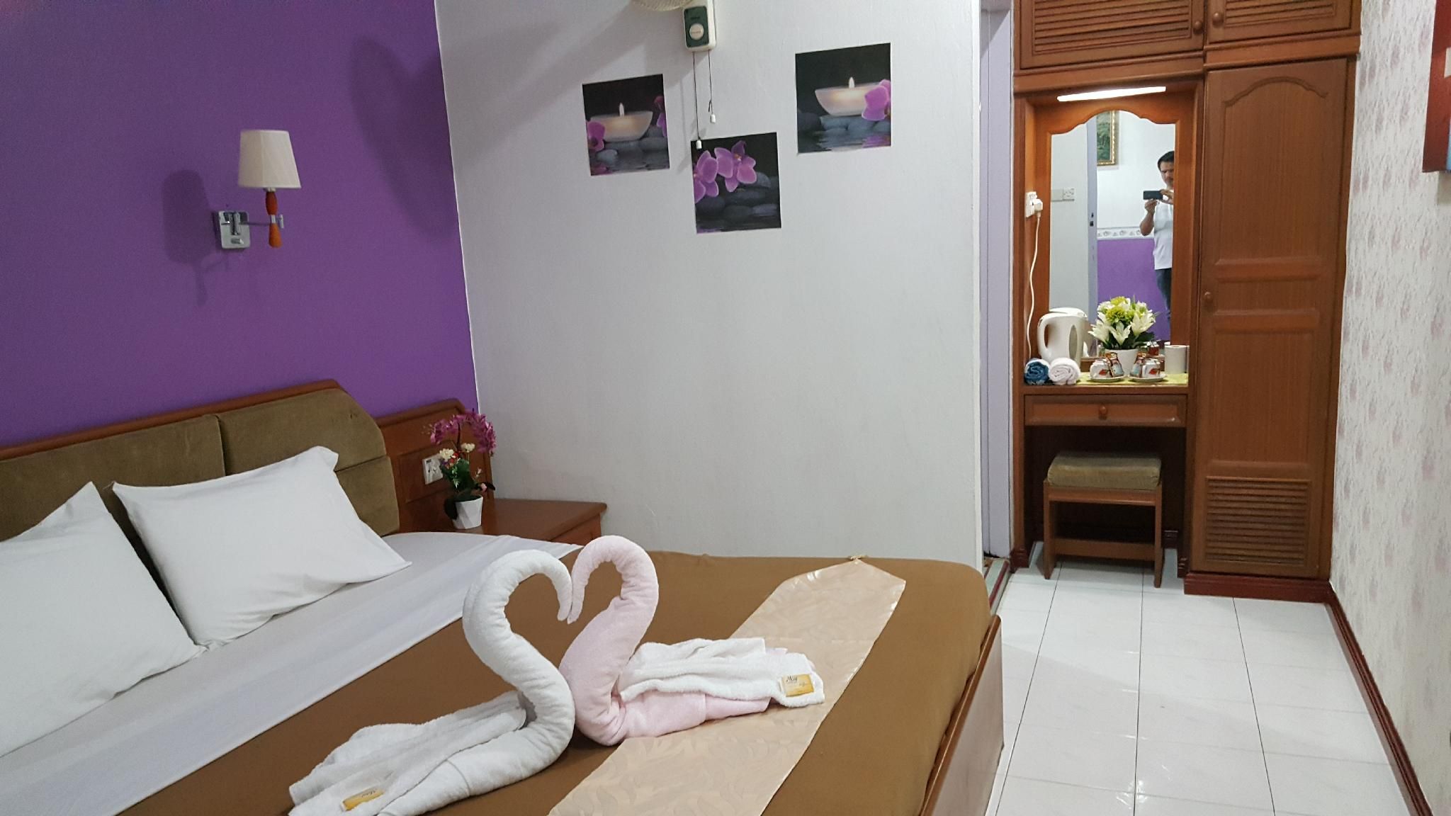 Standard King Room