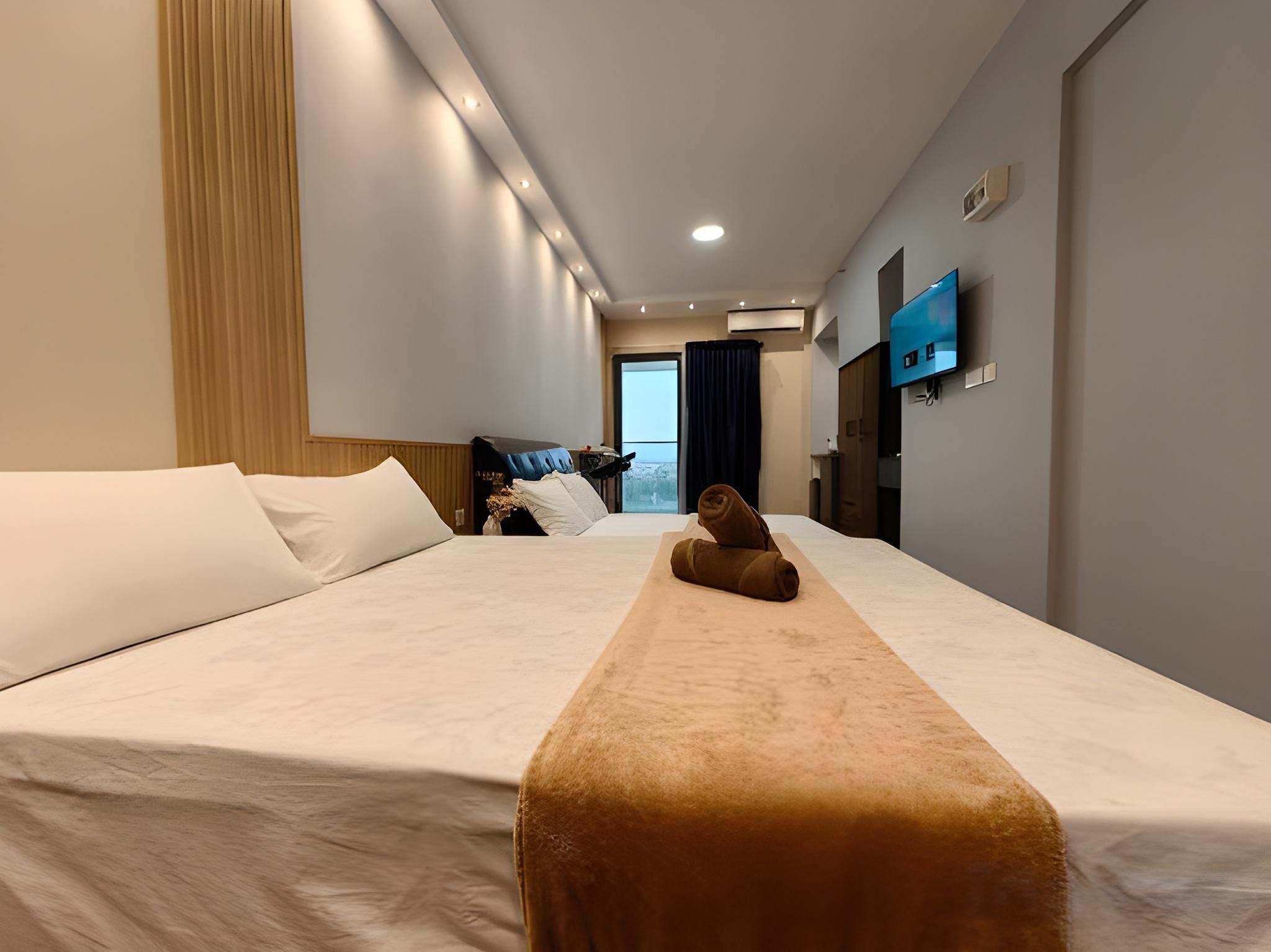 Suite with Balcony
