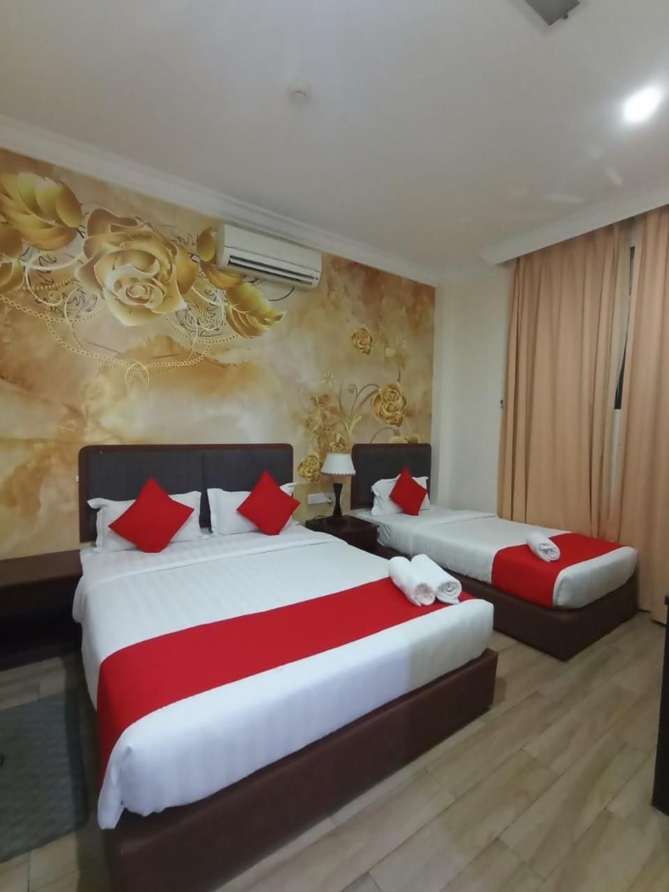 Triple Room