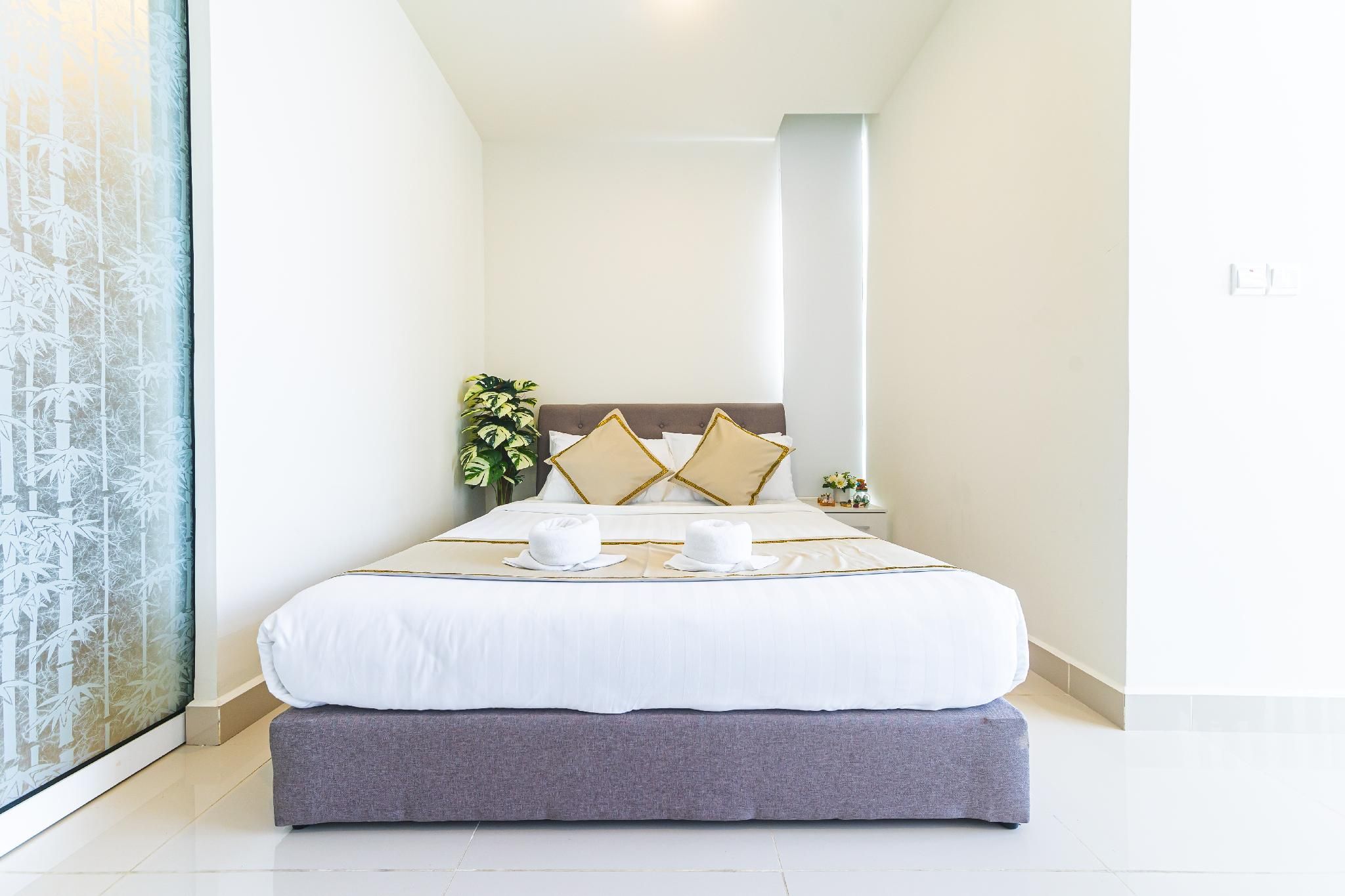 Sea View Suites 3