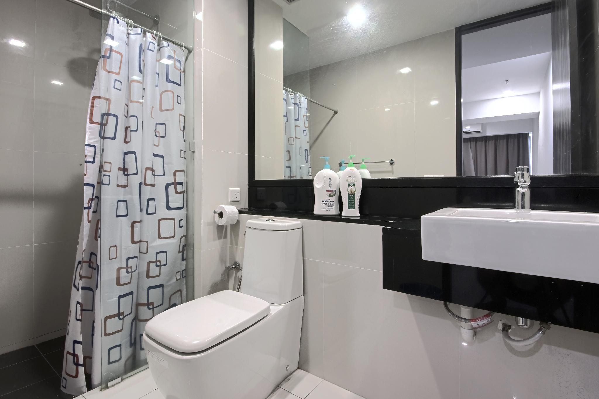 2-Bedroom Large Apartment