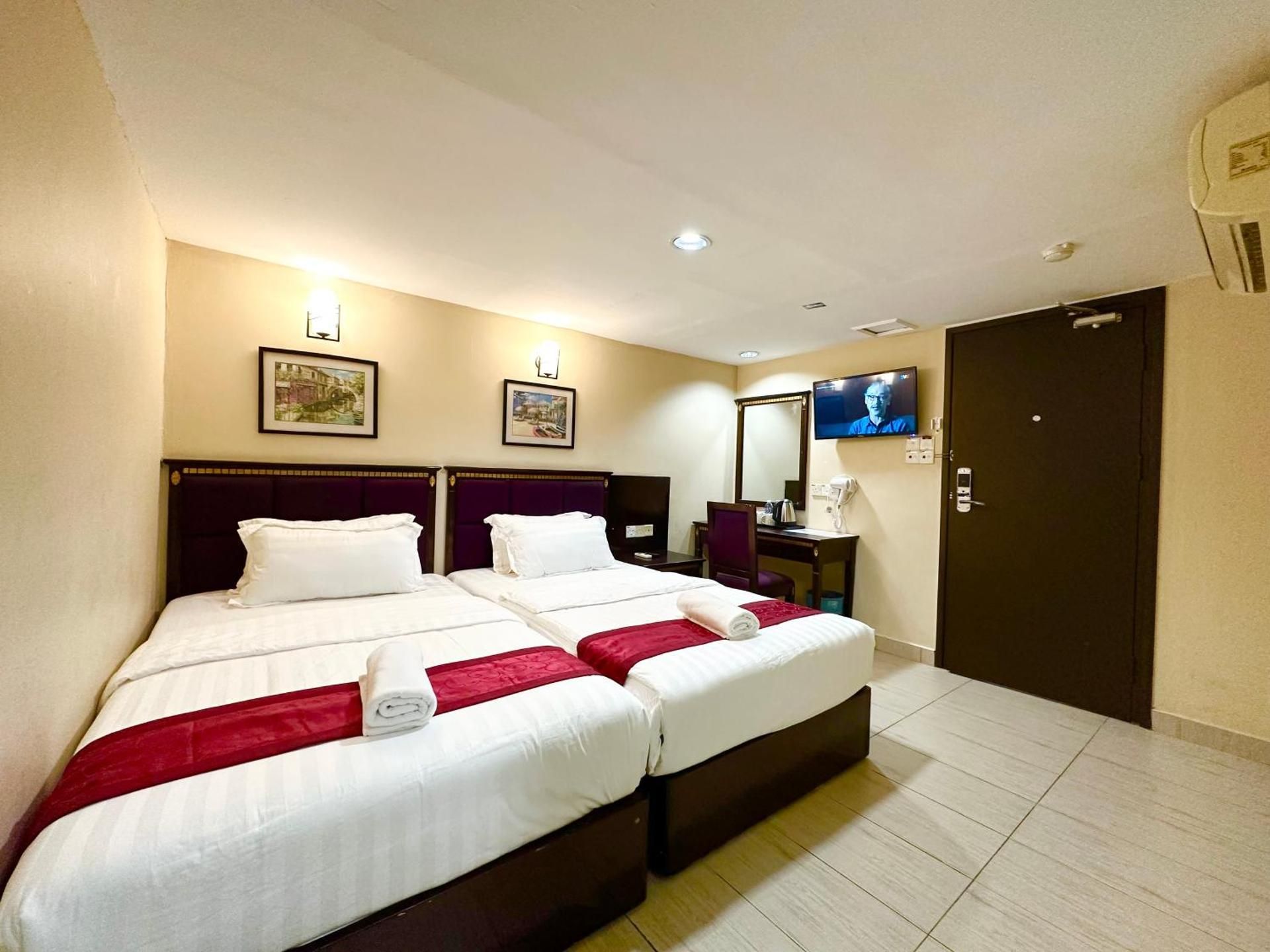 Deluxe Twin Room