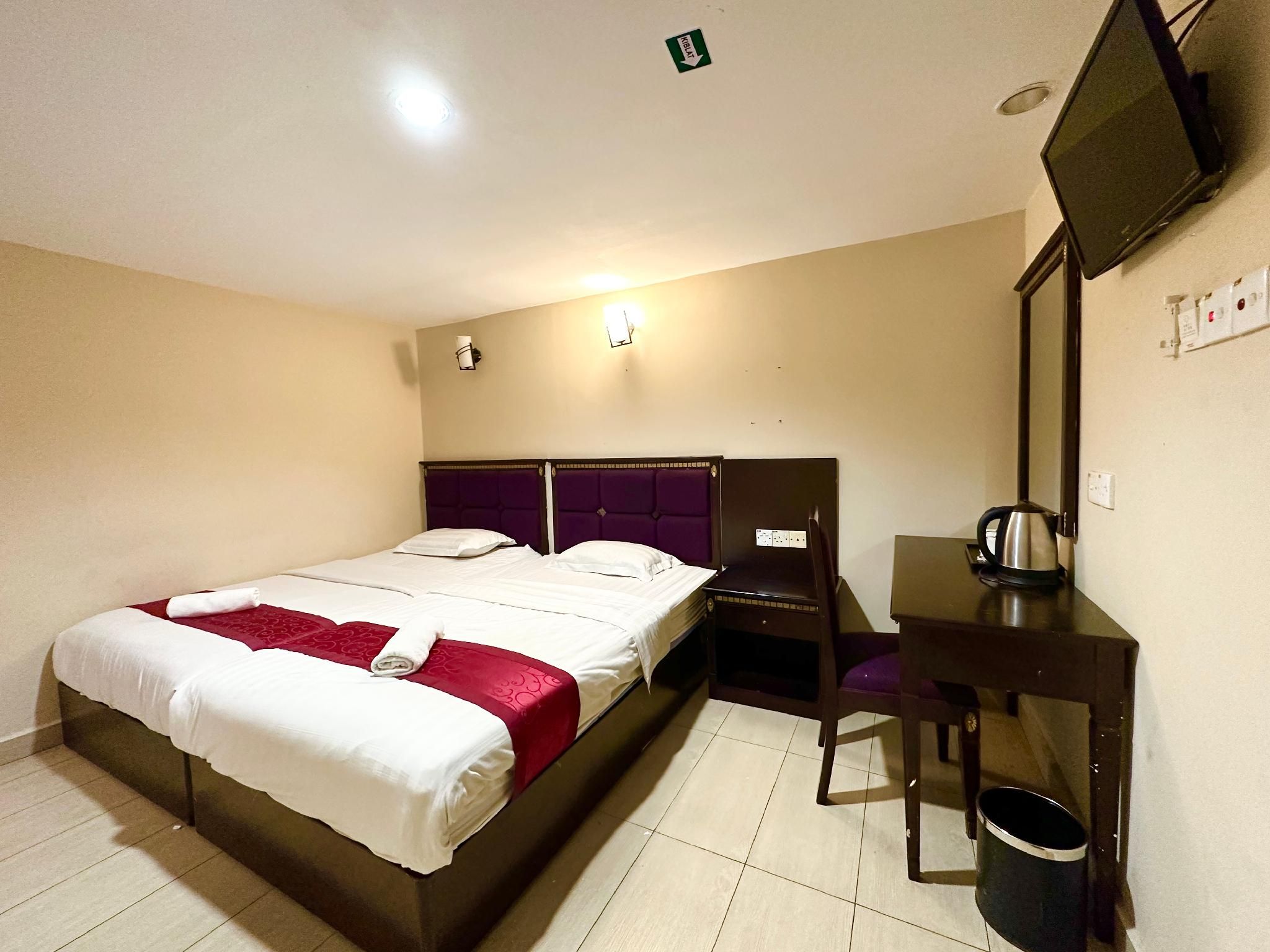 Deluxe Twin Room without Window