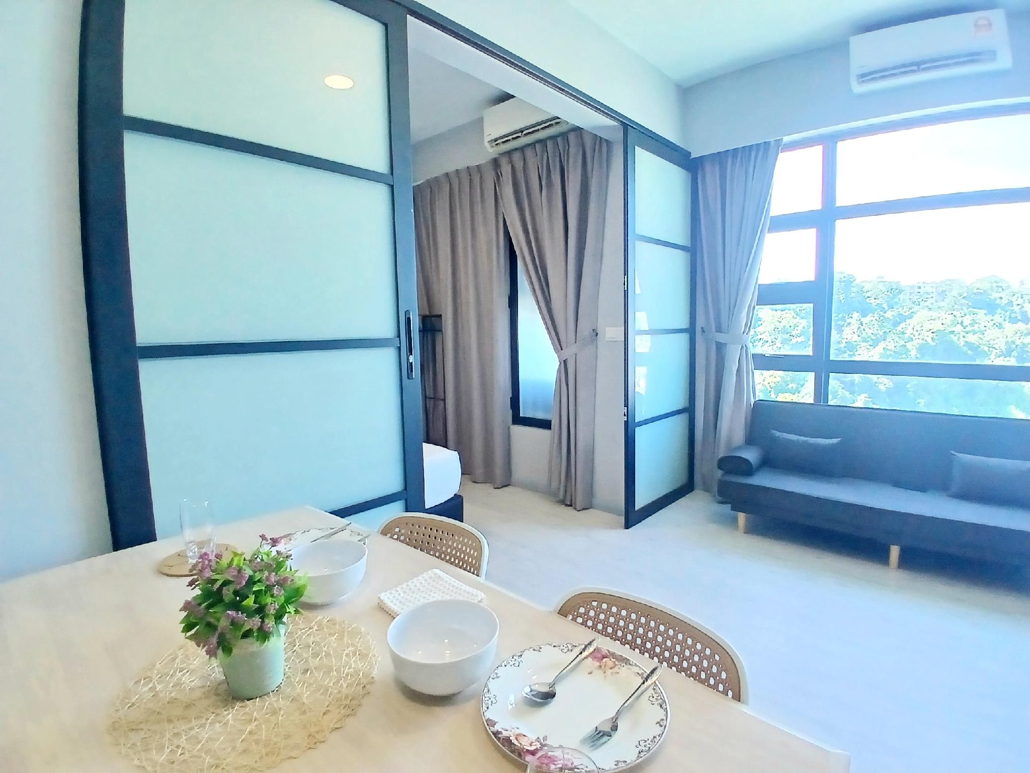 Mountain View Family Room