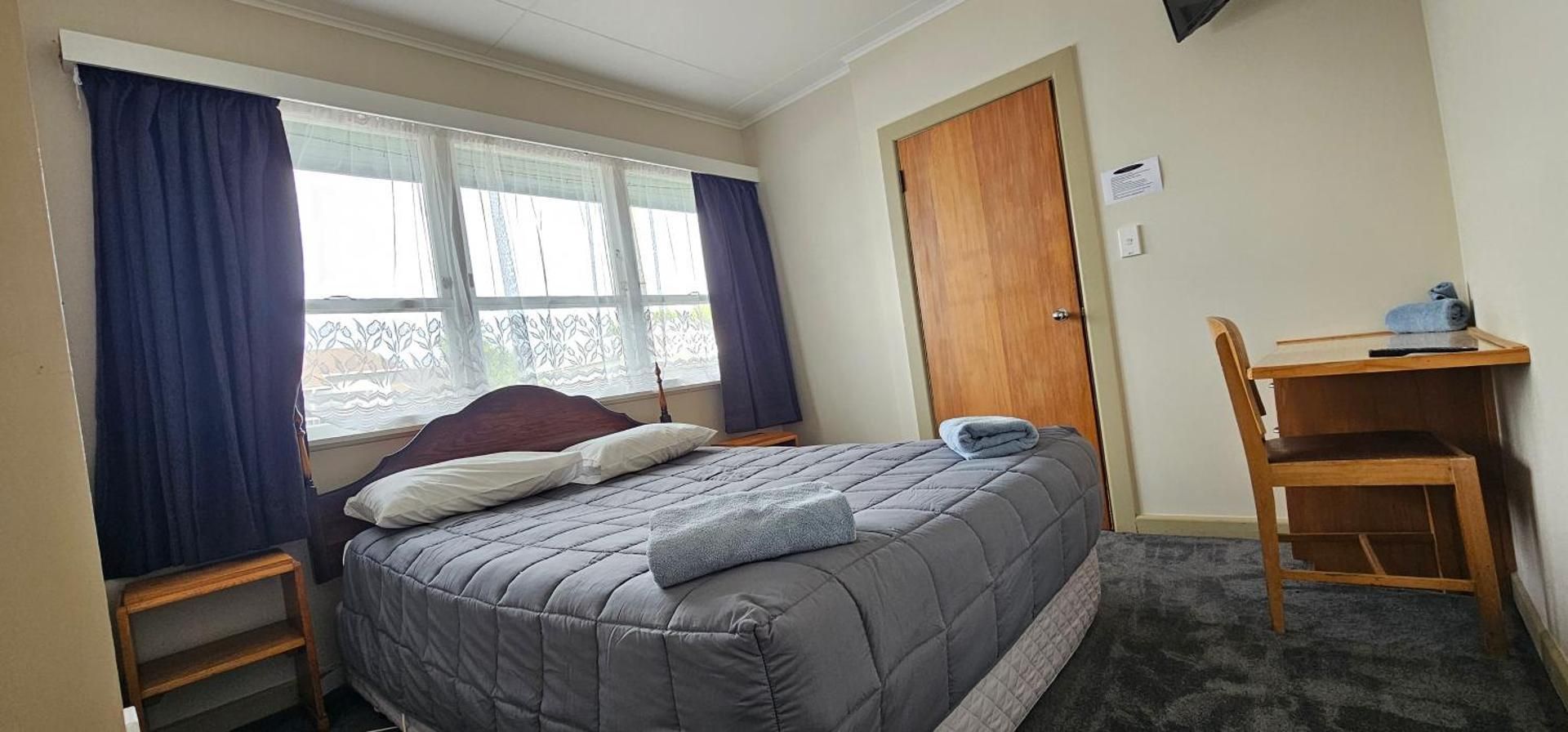Double or Twin Room with Bathroom