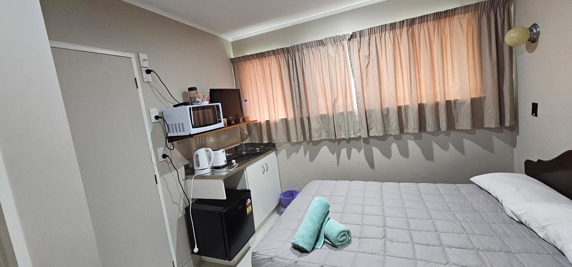 Queen Room