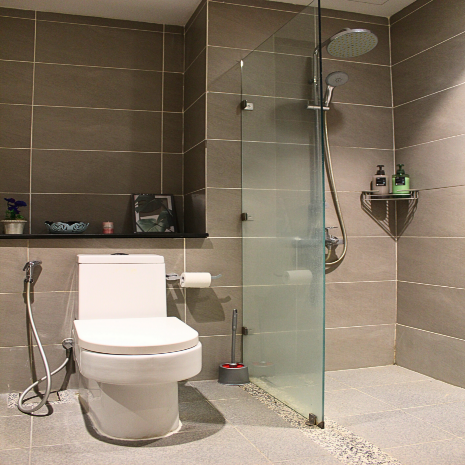 2-Bedroom City View Apartment