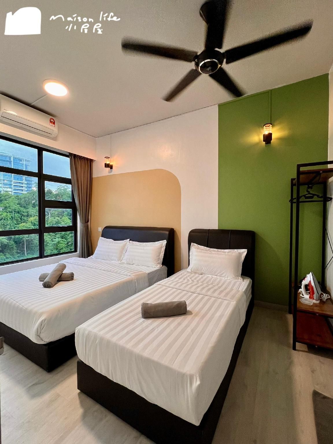 Mountain Deluxe Room